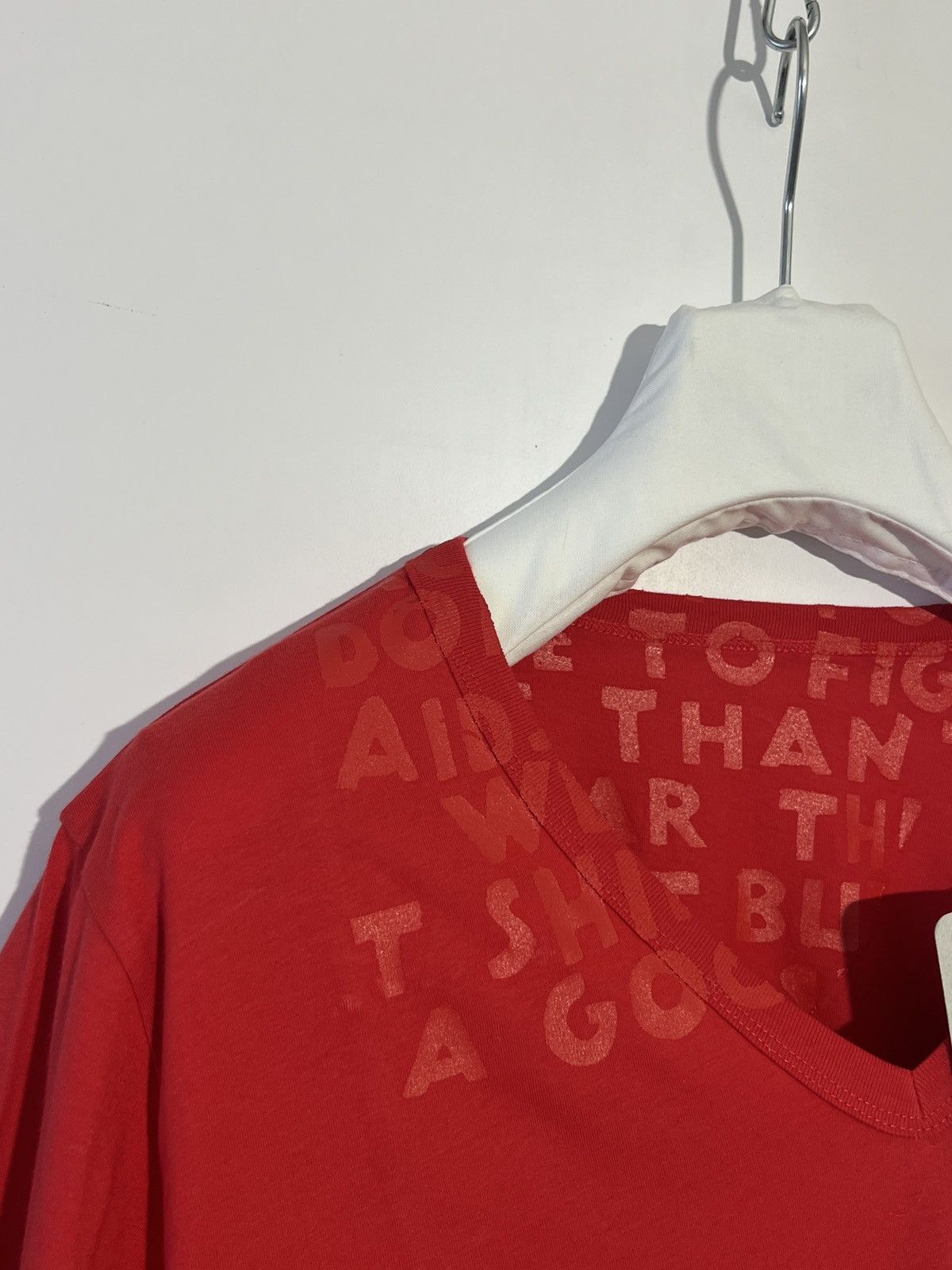 Maison Margiela Red Martin Maison Margiela t-shirt (new with tags) Size US XL / EU 56 / 4 - 3 Thumbnail