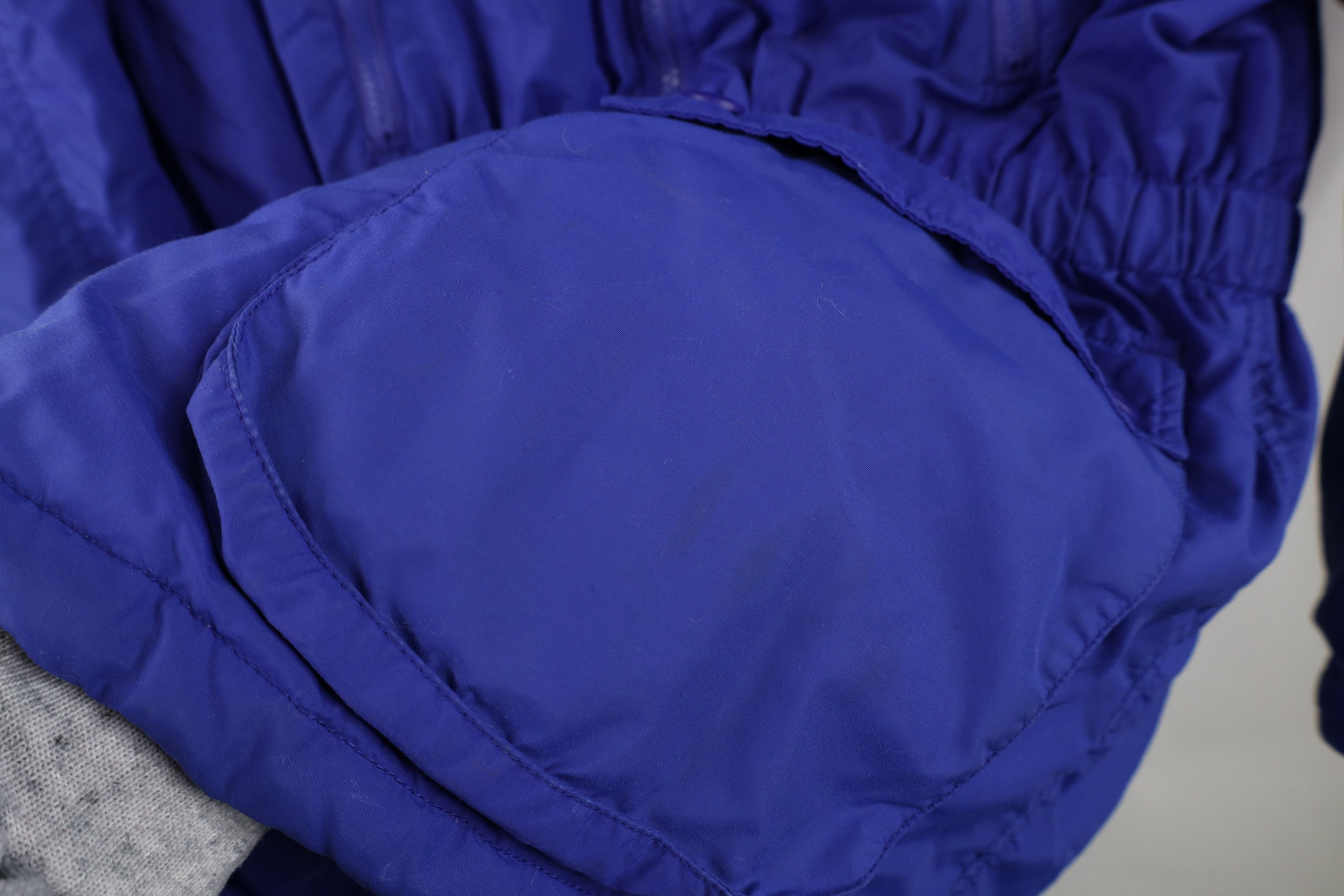 Eddie Bauer Vintage 90s Eddie Bauer Hooded Puffer Parka Jacket Purple Size M / US 6-8 / IT 42-44 - 4 Thumbnail