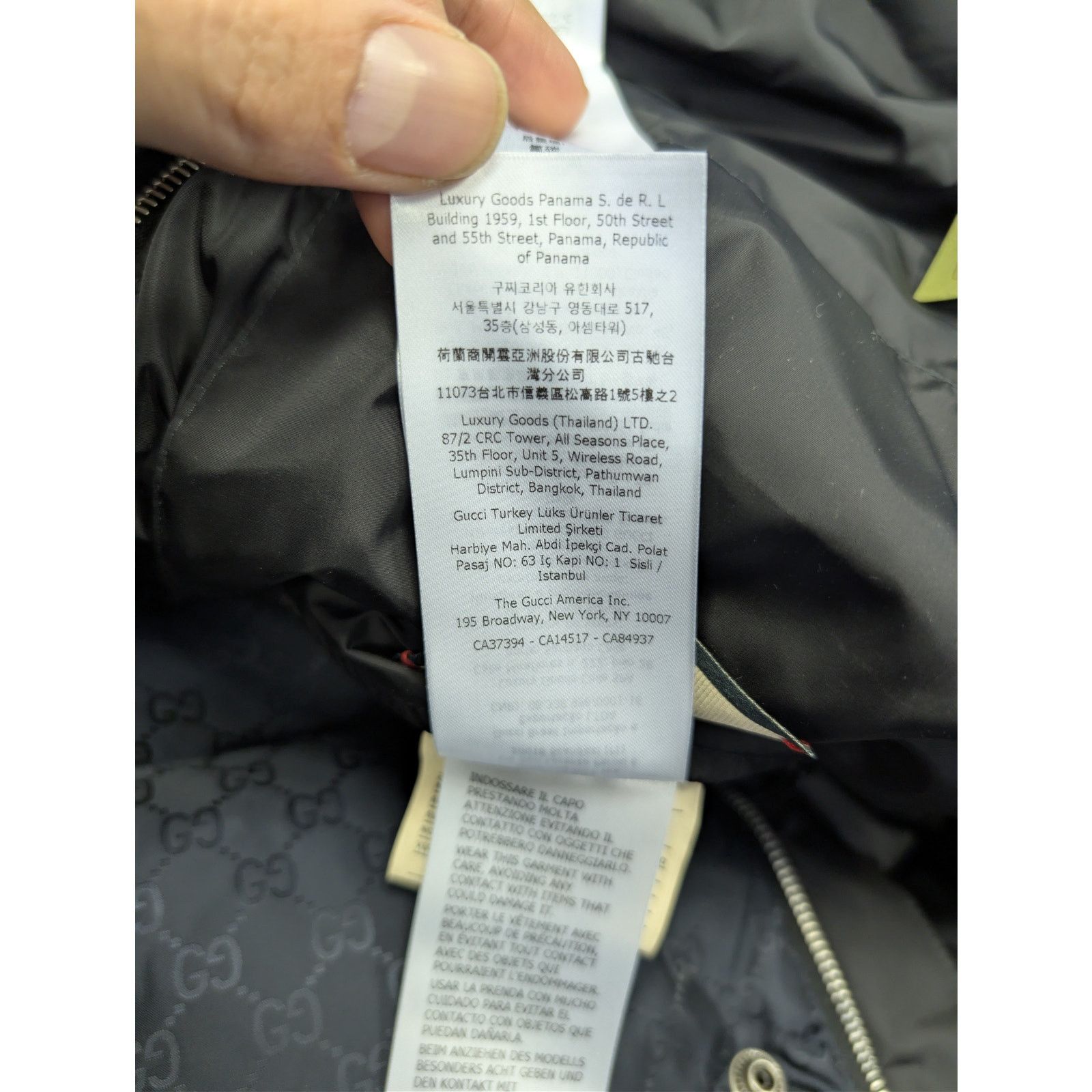 Gucci o1rshd1 Light Parachute GG Jacquard Nylon Padded Coat Jacket Size US M / EU 48-50 / 2 - 18 Thumbnail