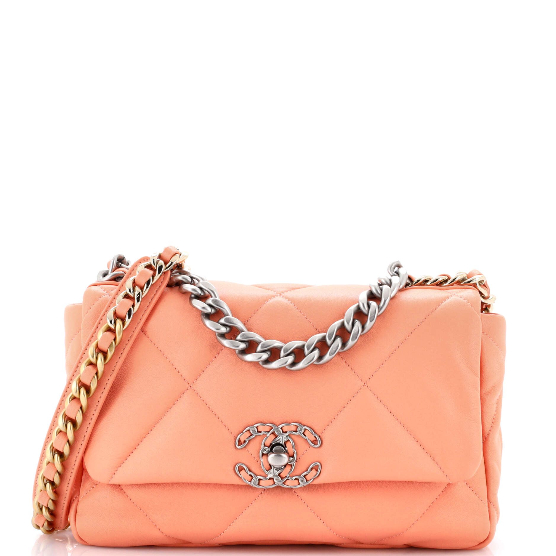 Chanel 19 Flap Bag Size ONE SIZE - 1 Thumbnail