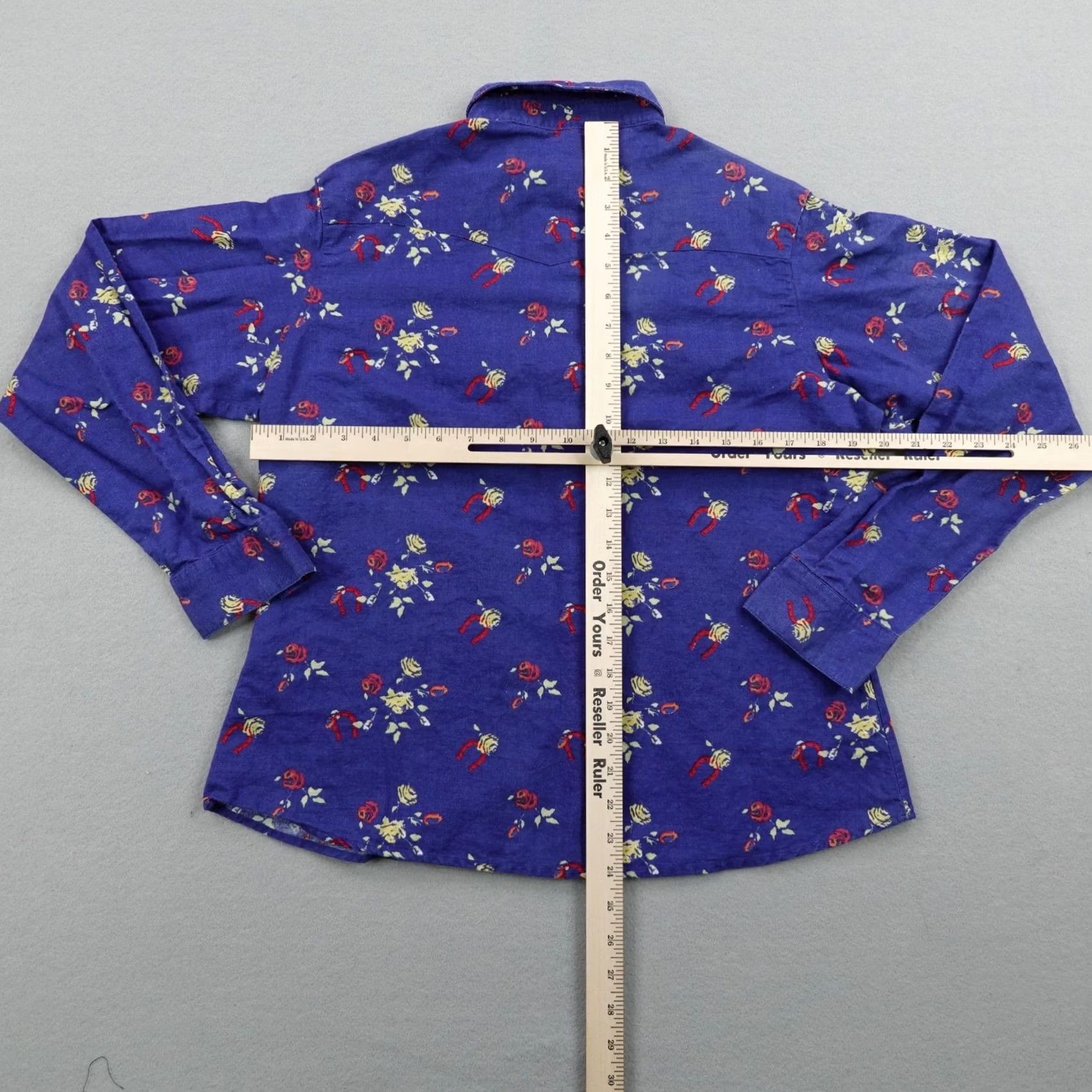 Wrangler VINTAGE Wrangler Blues Shirt Womens Medium Blue Western Floral Pearl Snap Rodeo Shirt Size M / US 6-8 / IT 42-44 - 3 Thumbnail