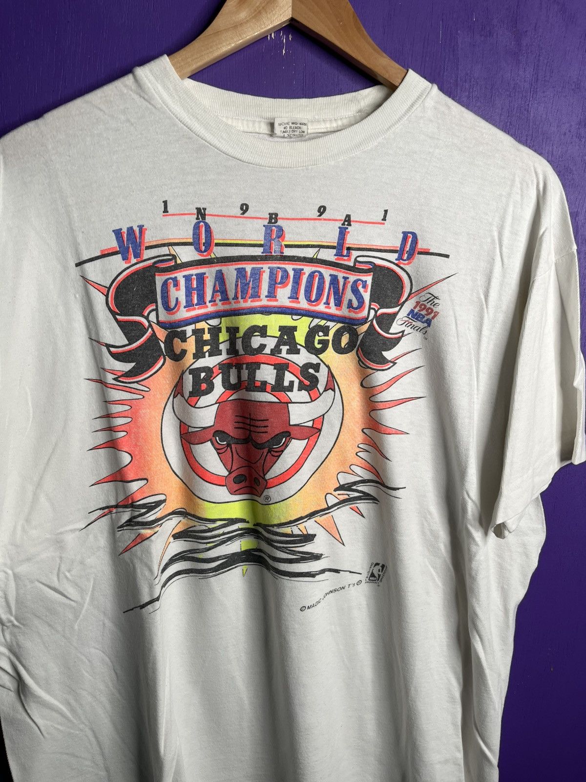 NBA Vintage 1991 Chicago bulls world champs explosion tee Size US XL / EU 56 / 4 - 3 Thumbnail
