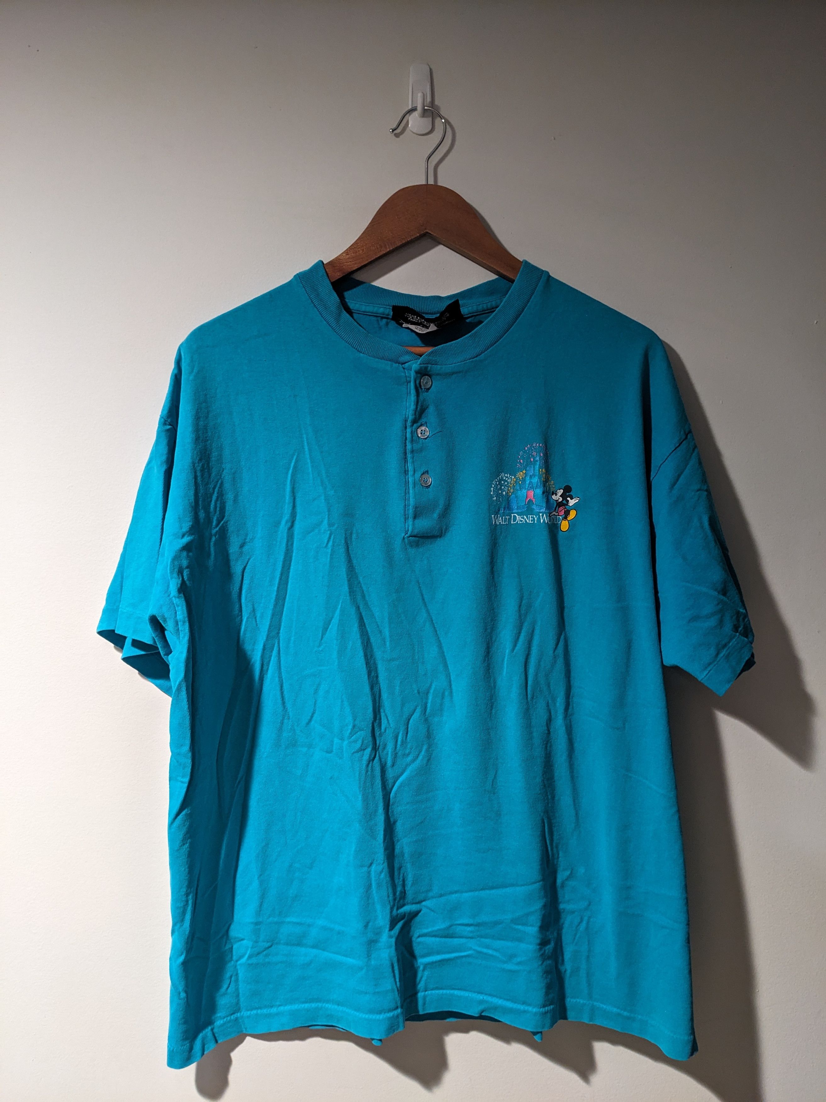 Disney × Vintage Vintage 90s Walt Disney World Logo Blue Henley T-Shirt Size US L / EU 52-54 / 3 - 1 Thumbnail