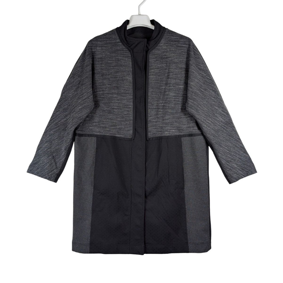 Lululemon Lululemon Cacoon Car Black Gray Long Coat Jacket Small USED Size S / US 4 / IT 40 - 1 Thumbnail