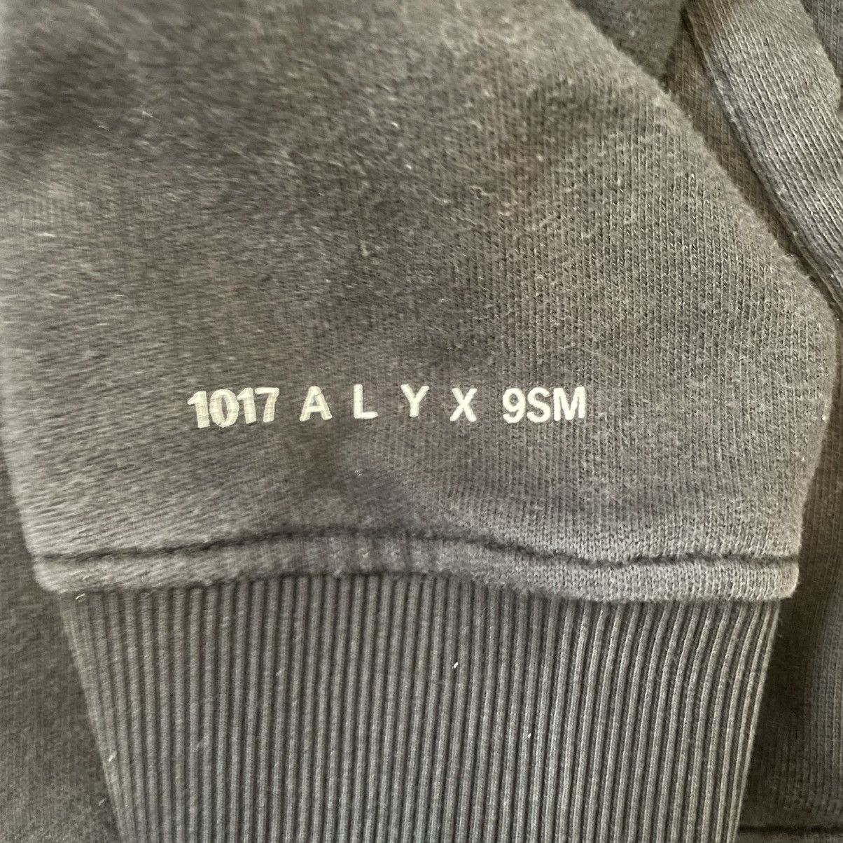1017 ALYX 9SM 1017 ALYX 9SM Hoodie Size US S / EU 44-46 / 1 - 4 Thumbnail