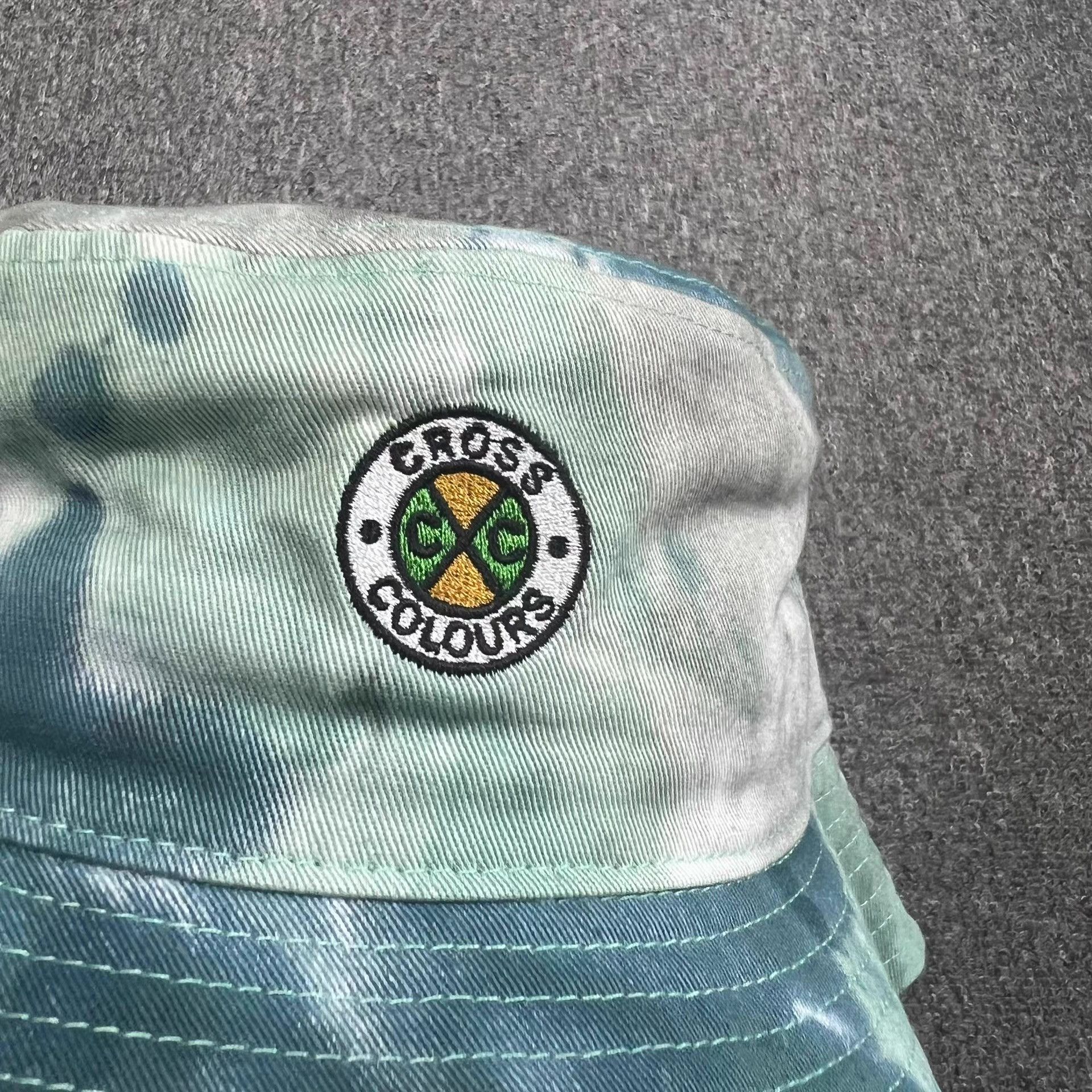 Crocs Cross Colours Embroidered Washed Tie-Dye Bucket Hat Q7 Size ONE SIZE - 2 Thumbnail