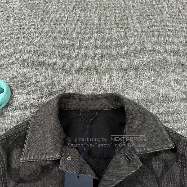 Louis Vuitton Louis Vuitton 25 Black Tri-Flower Denim Jacket Size US S / EU 44-46 / 1 - 8 Thumbnail