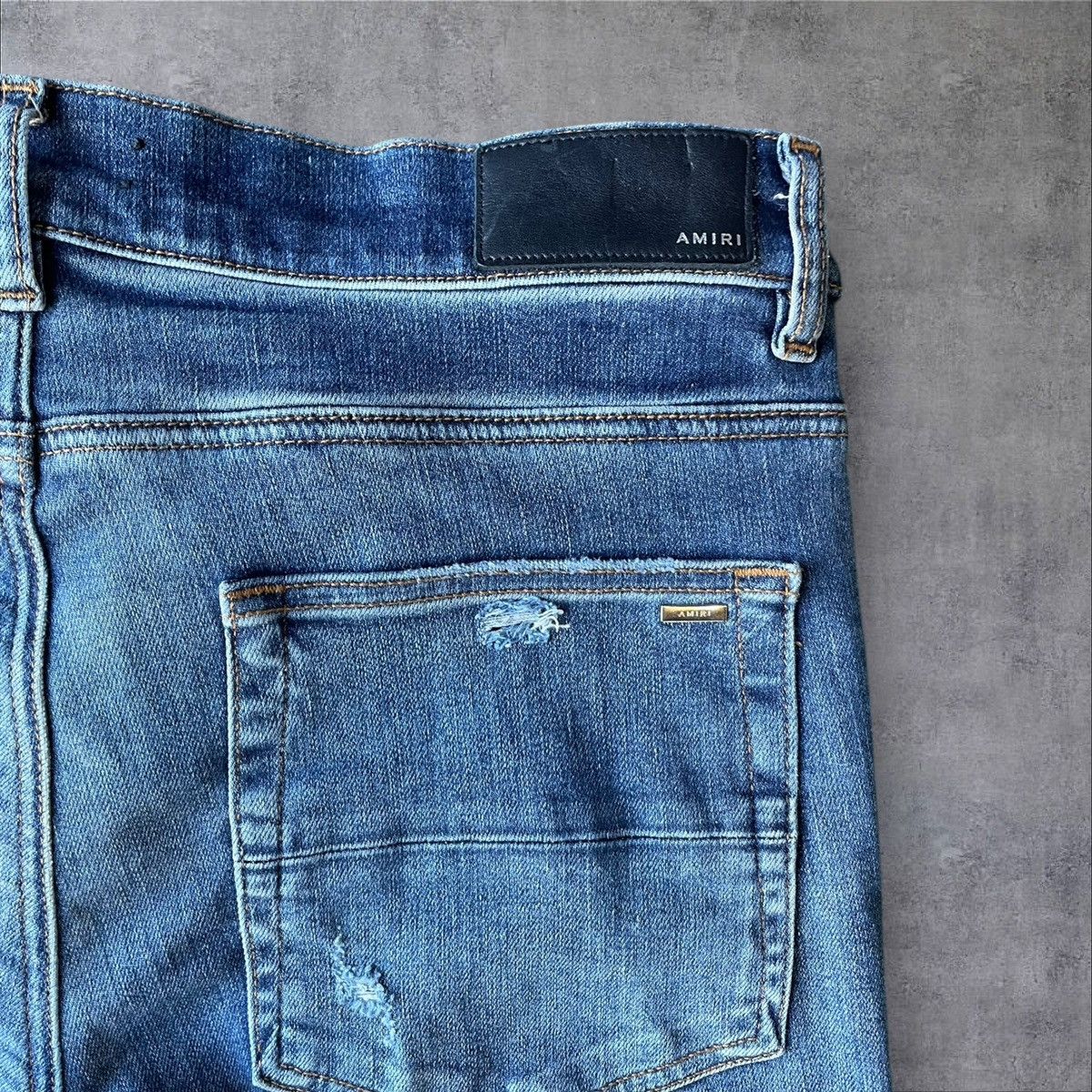 Amiri VERY CLEAN AMIRI FRACTURED STRAIGHT-LEG JEANS SIZE 33 Size US 33 - 17 Thumbnail