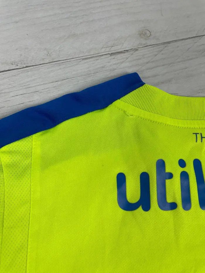 Umbro Umbro DERBY COUNTY 2017 2018 AWAY SHIRT SOCCER JERSEY Size US L / EU 52-54 / 3 - 17 Thumbnail