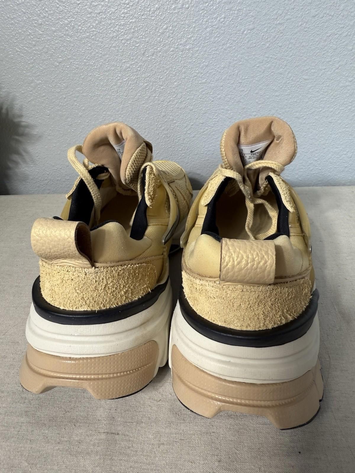 Nike Size Woman 12 , Men 10.5 - Nike V2K Run Sesame W Size US 12 / IT 42 - 6 Thumbnail
