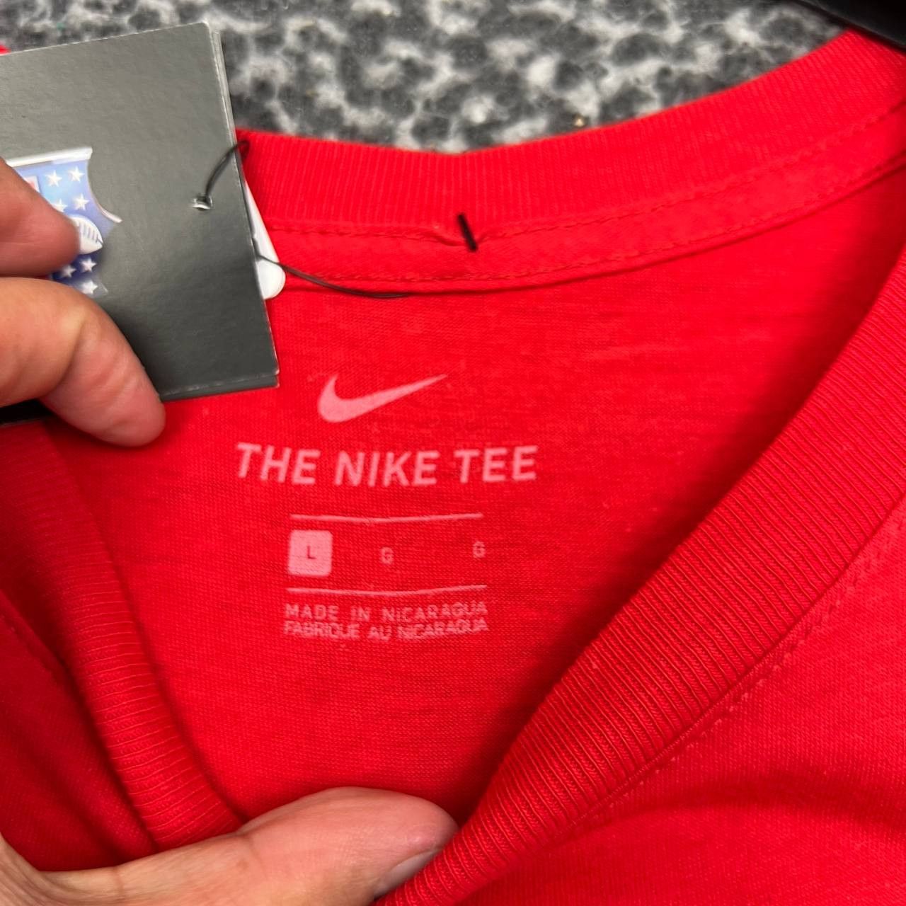 Nike Nike Shirt Men Large Red Kansas City Chiefs Short Sleeve Size US L / EU 52-54 / 3 - 3 Thumbnail