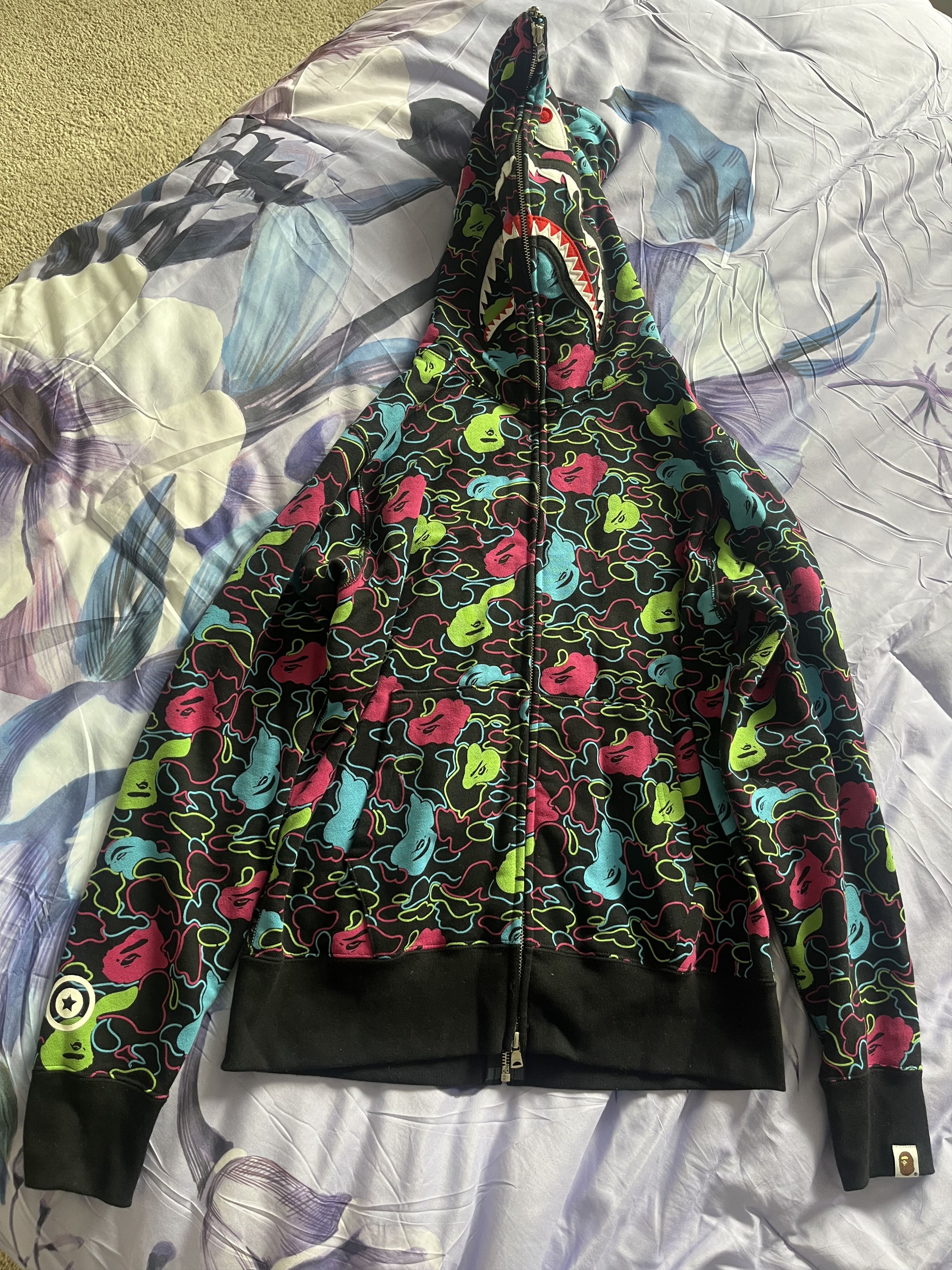 Bape BAPE Neon Camo Shark Full Zip Hoodie (black & multicolor) Size US S / EU 44-46 / 1 - 3 Thumbnail