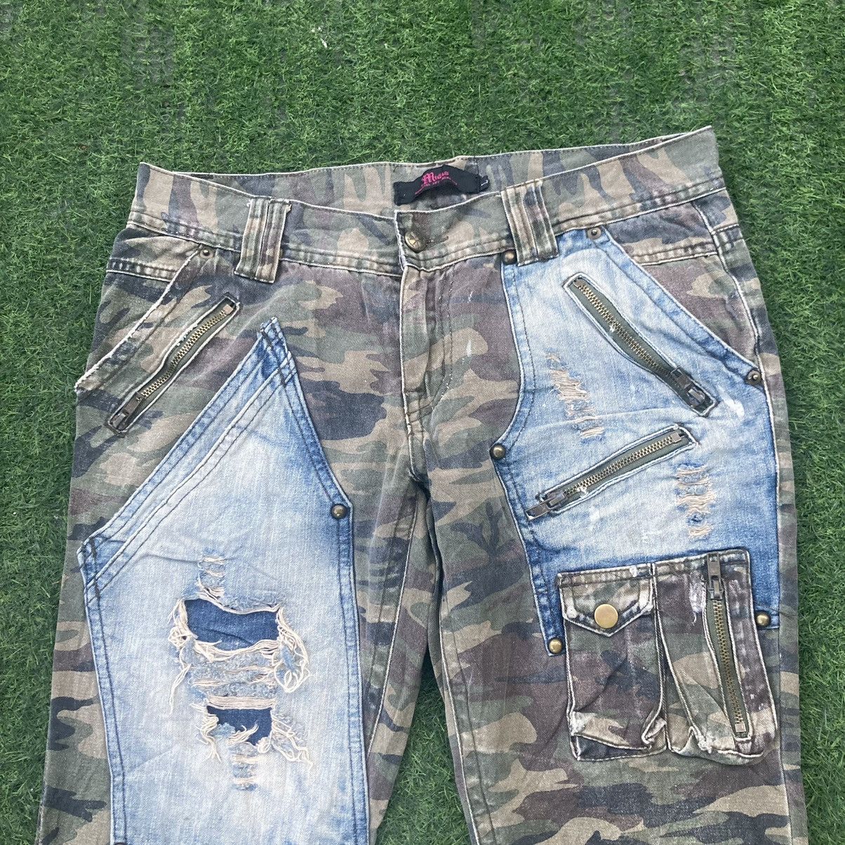 If Six Was Nine MIDAS BONDAGE CAMO BOOT CUT PANTS Size US 33 - 3 Thumbnail