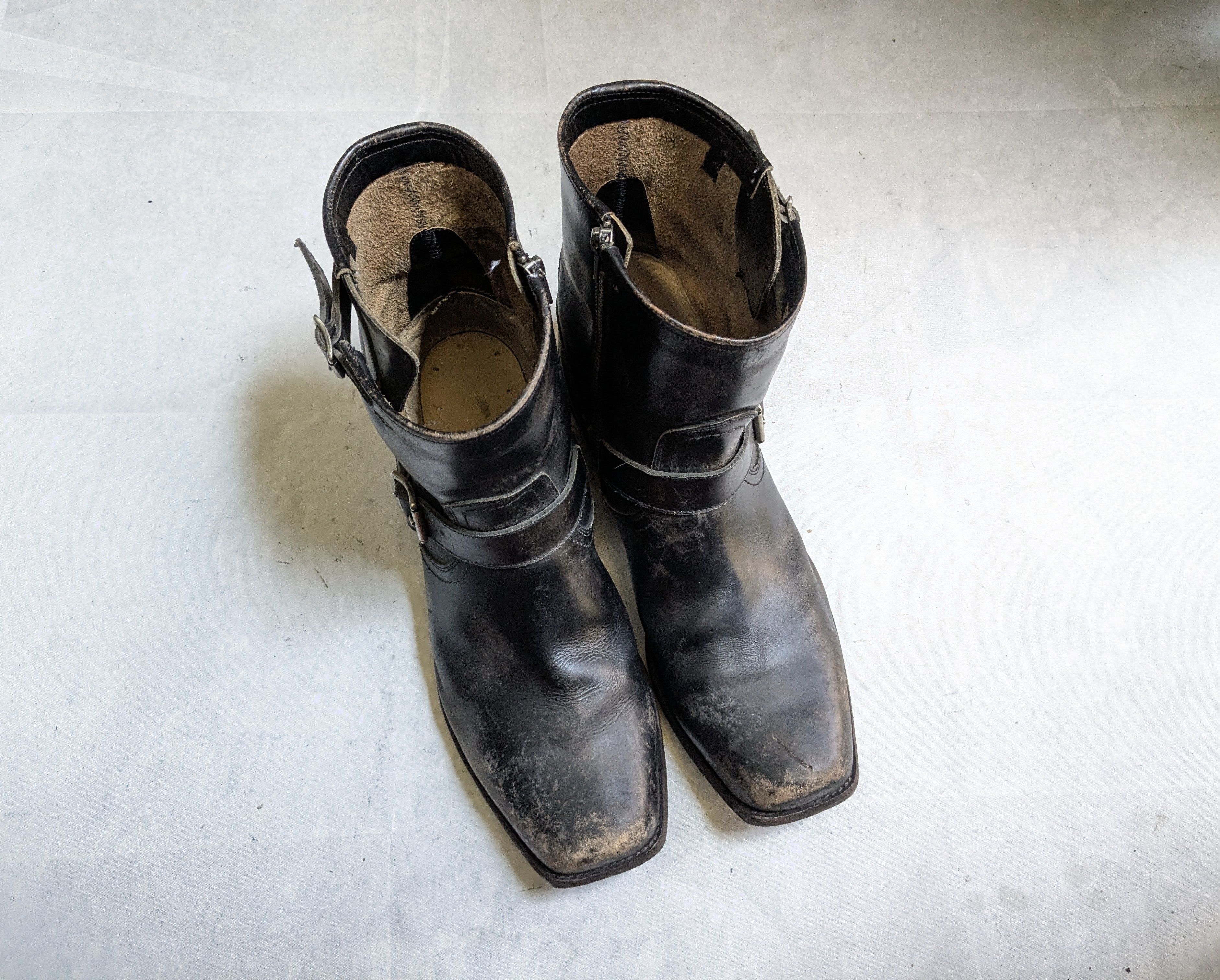 Frye Frye Engineer Boots Black 13 D Leather Side Zip Buckle Size US 13 / EU 46 - 2 Thumbnail