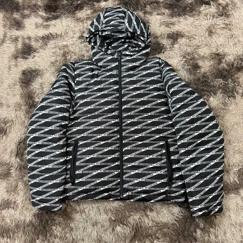Balenciaga Balenciaga size 38 The whole body bullet screen is full of Size US S / EU 44-46 / 1 - 1 Thumbnail