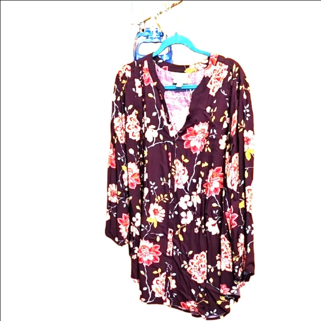 St. Johns Bay St. John's Bay Burgundy Floral Blouse Size 3XL / US 20-22 - 1 Thumbnail