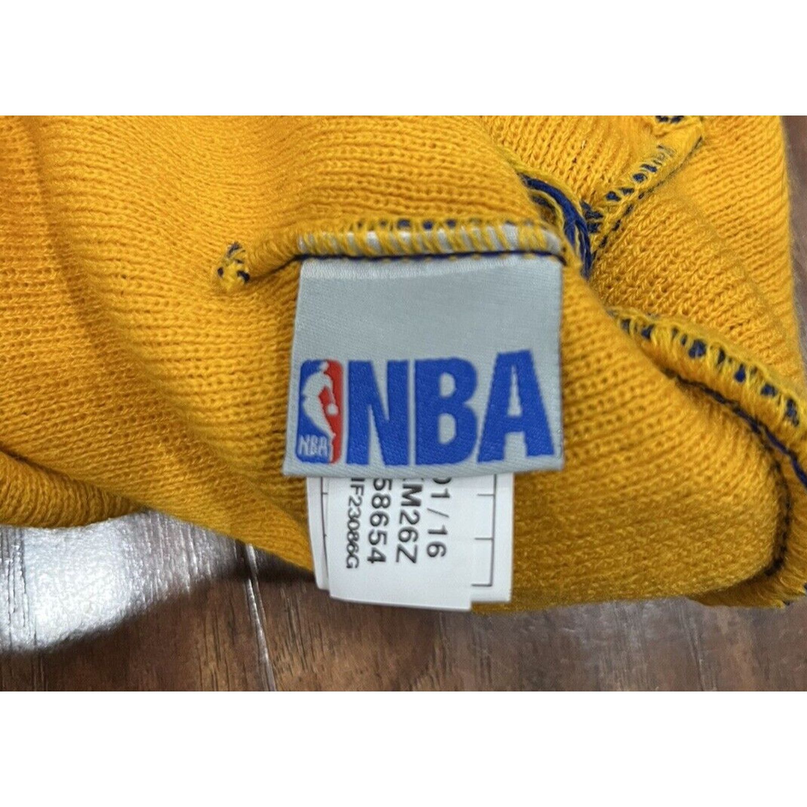 NBA NBA Ultra Game Golden State Warriors Pom Beanie Hat Unisex Size ONE SIZE - 6 Thumbnail