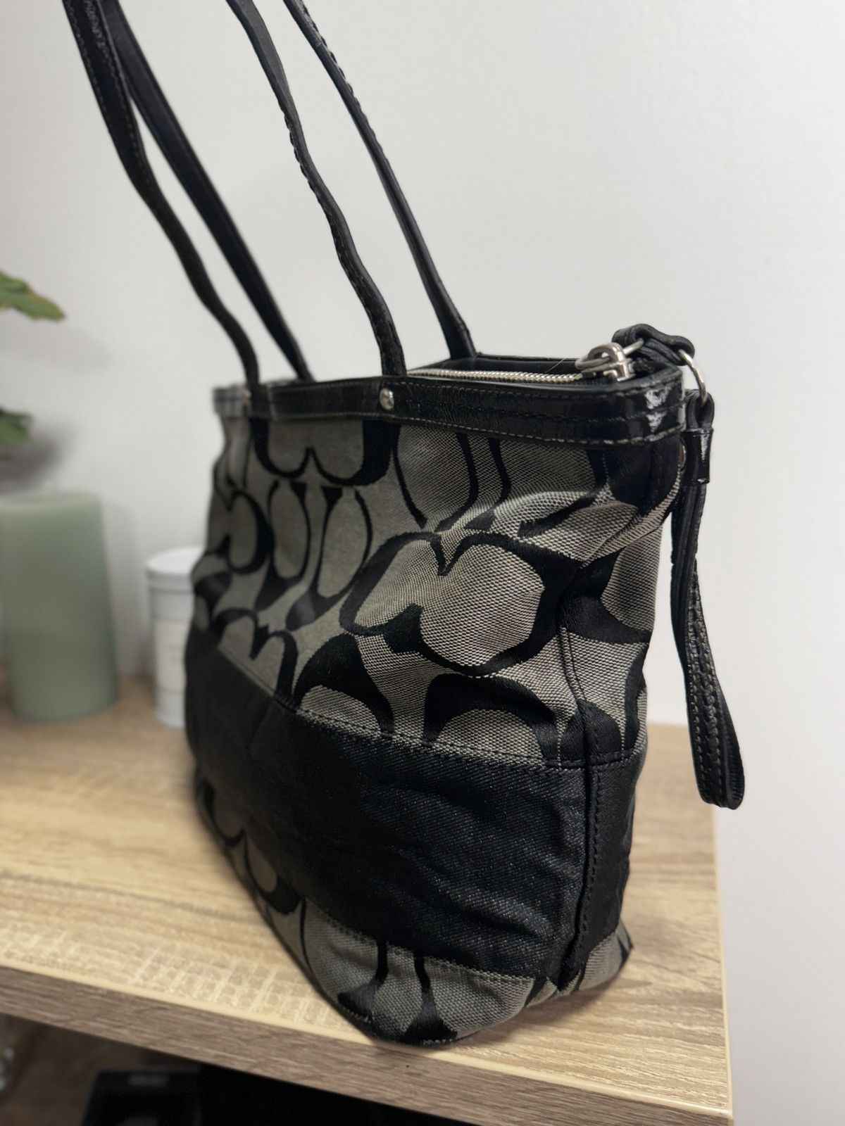 Coach COACH BLACK & GRAY SIGNATURE Size ONE SIZE - 3 Thumbnail