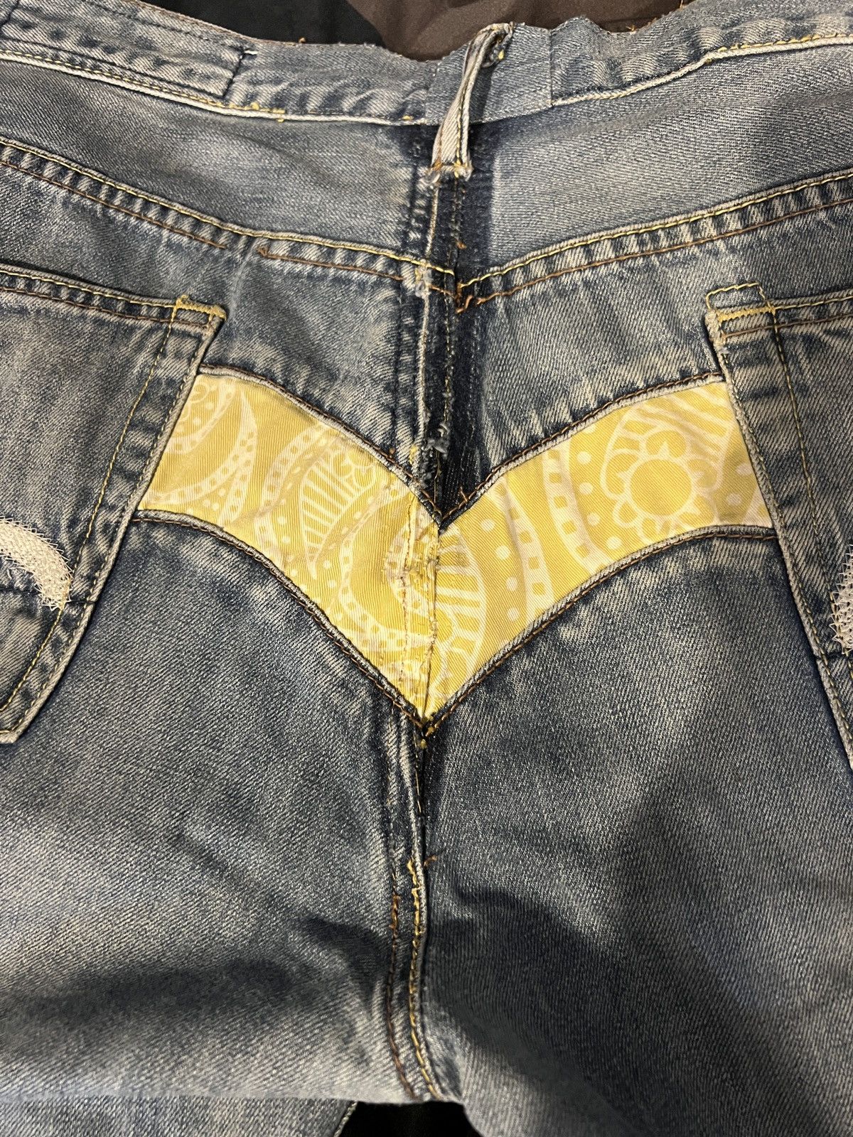 Evisu Evisu : Distressed Denim Jeans Embroider Logo Pocket Size US 38 / EU 54 - 25 Thumbnail