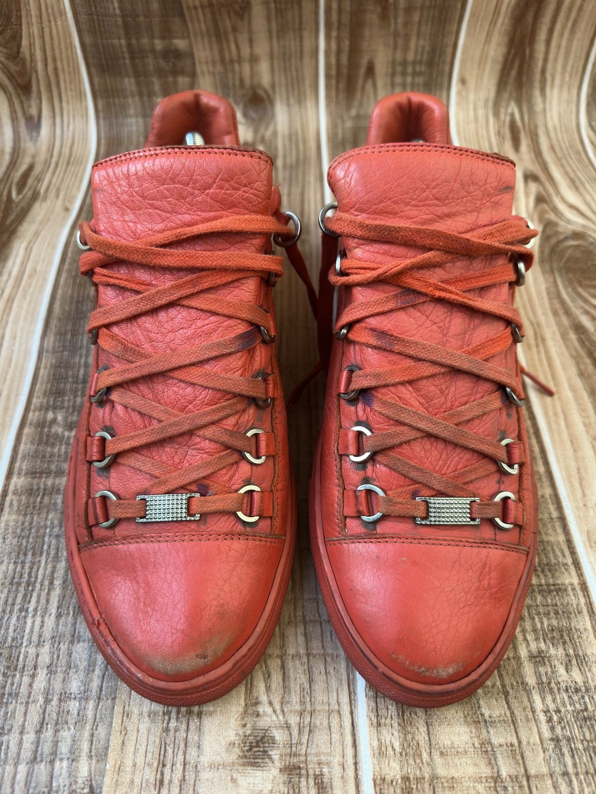 Balenciaga 🔥BALENCIAGA ARENA RED LEATHER LOW TOP SNEAKERS Size US 9 / EU 42 - 3 Thumbnail