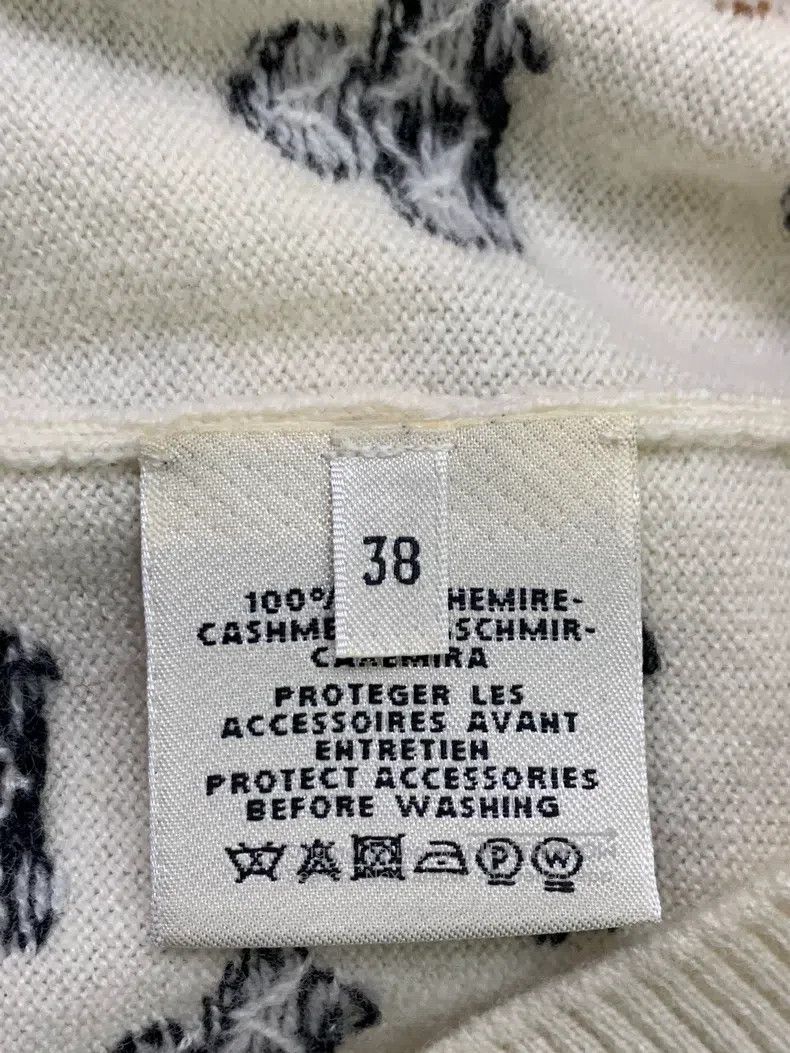 Hermes Hermes White four-leaf clover cashmere cardigan Size XS / US 0-2 / IT 36-38 - 5 Thumbnail
