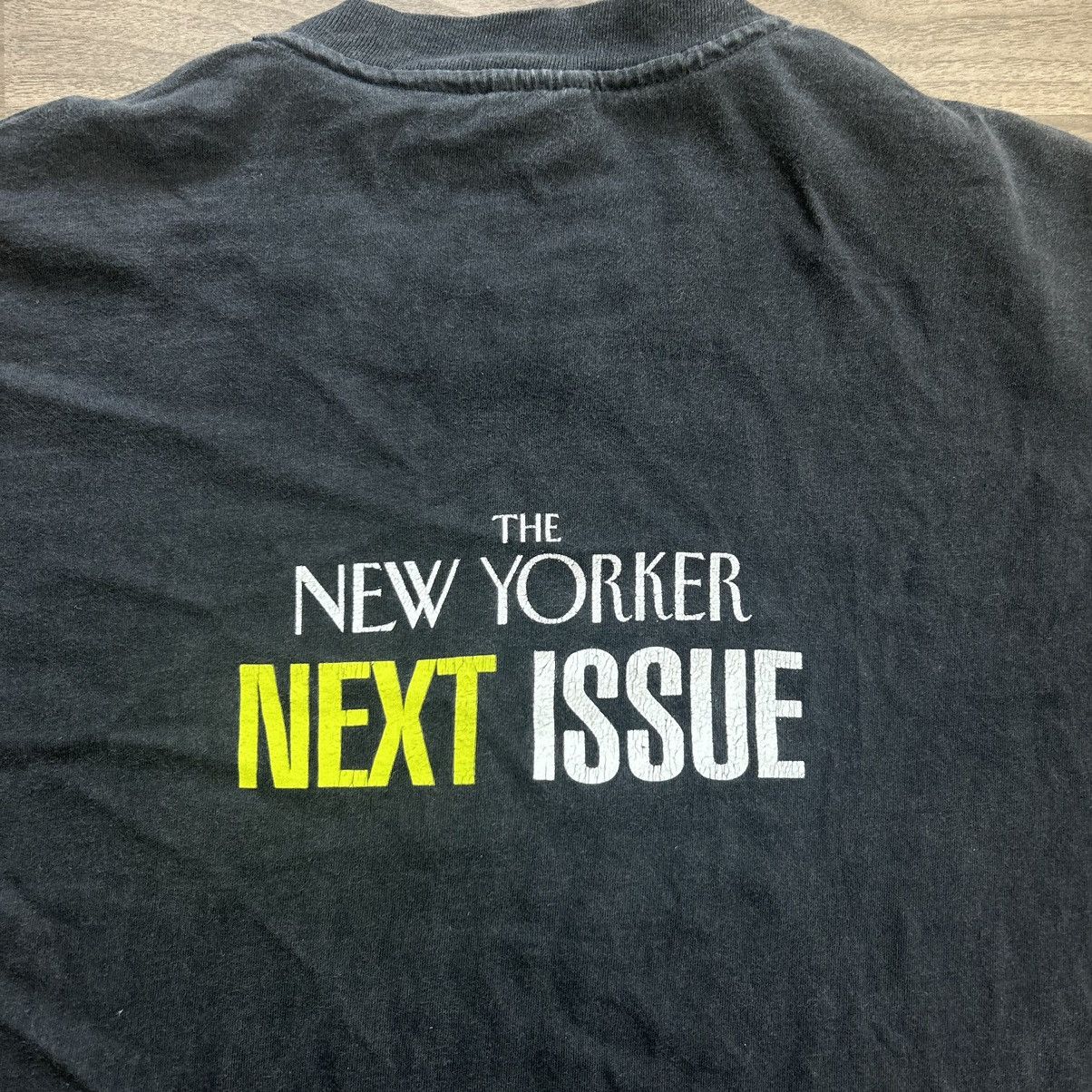 Vintage Vintage The New Yorker Magazine Next Issue T-shirt 90s XL Size US XL / EU 56 / 4 - 1 Thumbnail