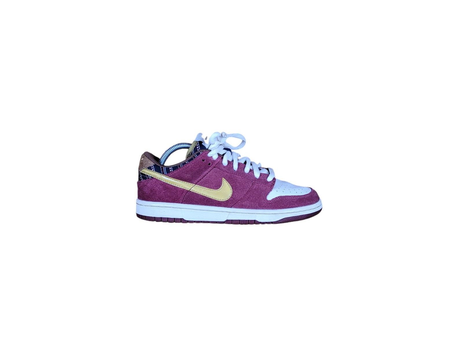 Nike 2009 Nike SB Dunk Low Anchorman Skate Will Ferrell Size US 7 / EU 40 - 1 Thumbnail