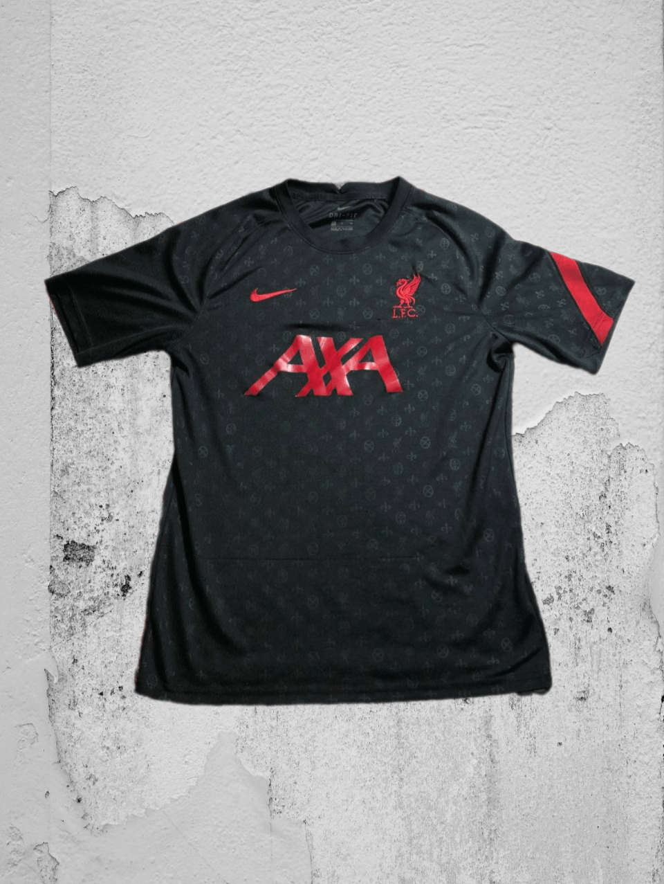 Nike Nike L.F.C Liverpool football club YNWA Size US S / EU 44-46 / 1 - 1 Thumbnail