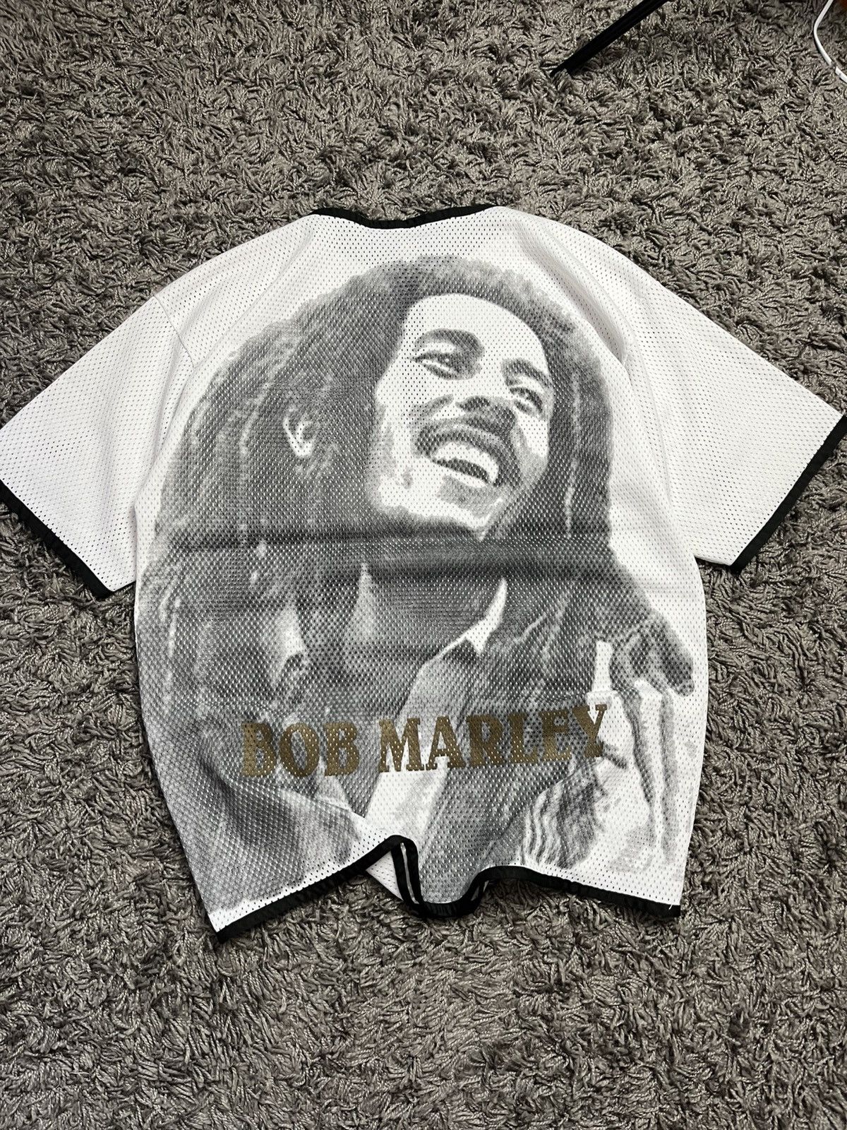 Bob Marley Vintage Bob Marley "Legend" All-Over Print Mesh Jersey Shirt Size US L / EU 52-54 / 3 - 2 Thumbnail
