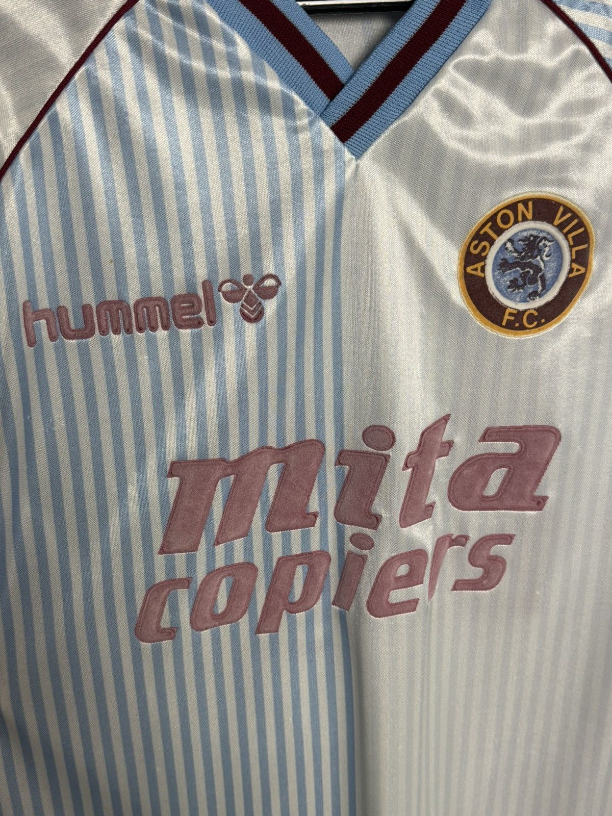Hummel KIDS Aston Villa 87/89 Away Football Jersey Size US XS / EU 42 / 0 - 3 Thumbnail