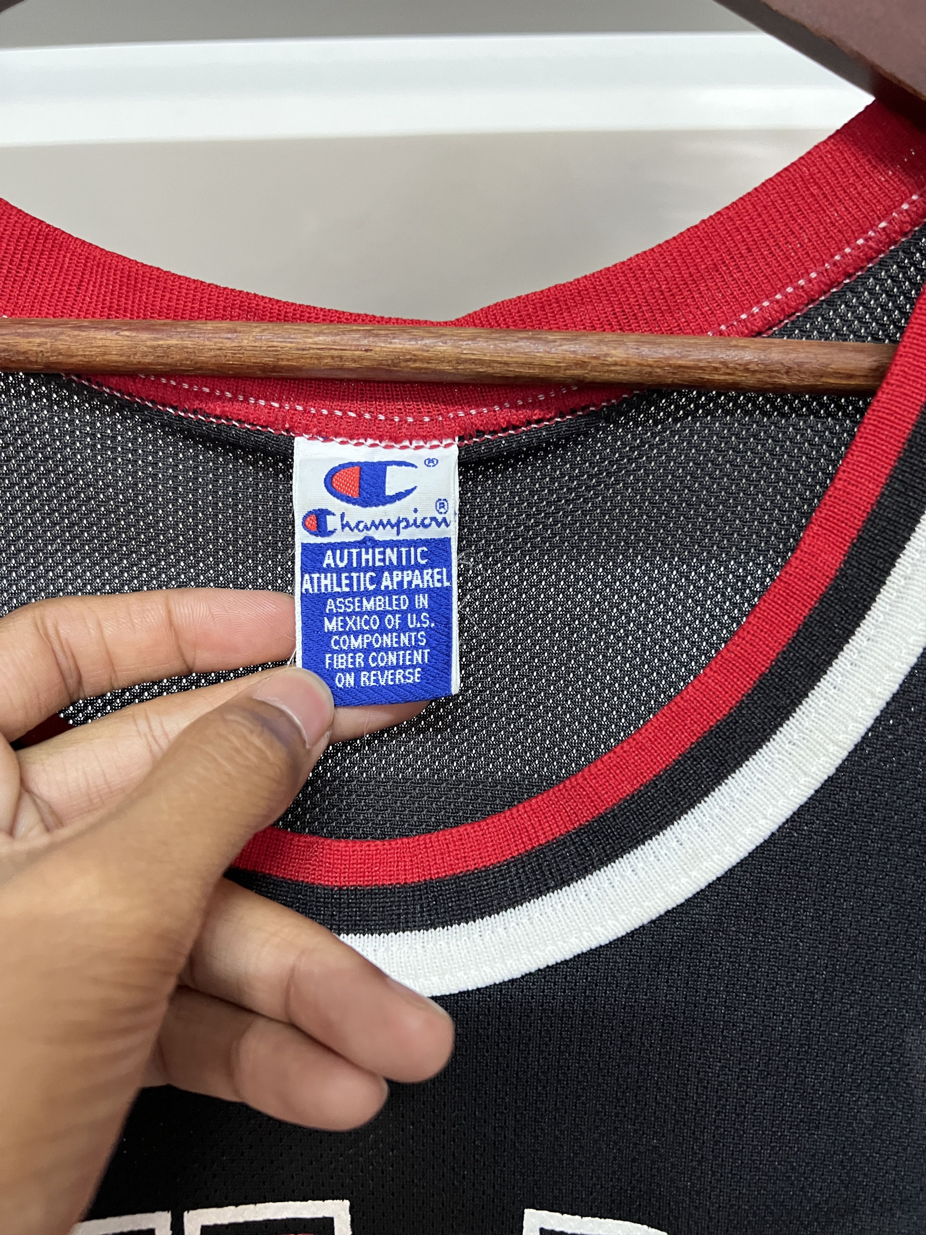 Champion Vintage Michael Jordan Chicago Bulls Jersey Champion 90s NBA Size US L / EU 52-54 / 3 - 10 Thumbnail