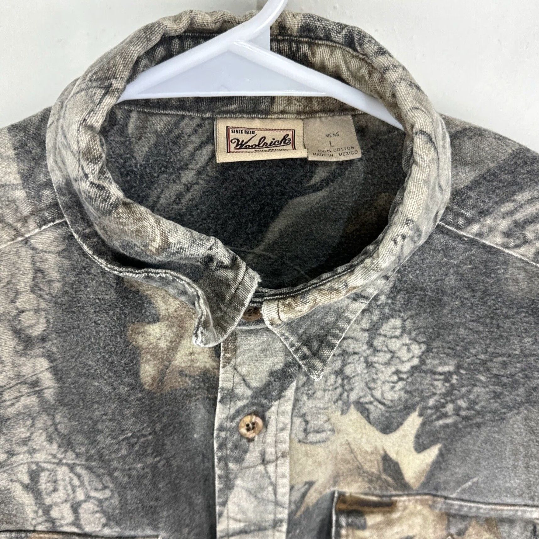 Vintage VINTAGE Woolrich Shirt Men L Camouflage Hunting Outdoor Casual Workwear Beige Flannel Button-Up Pockets Long Sleeve Realtree Fall Winter Spring Mens Size US L / EU 52-54 / 3 - 3 Thumbnail