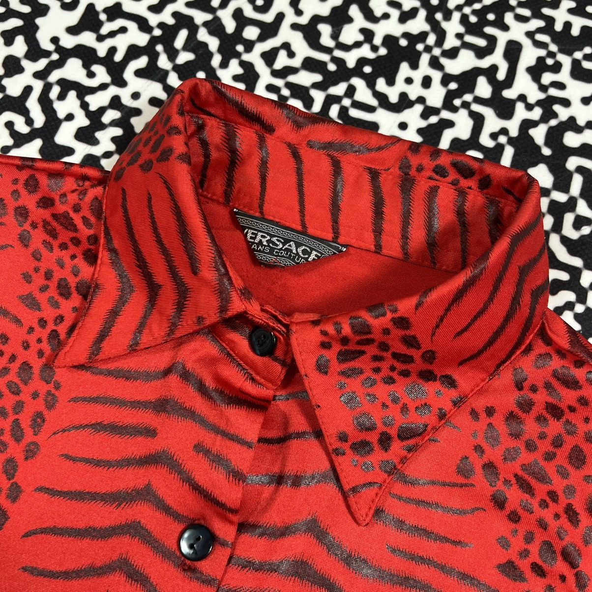 Versace Vintage 90s Versace Luxury Leopard Print Retro Style Shirt Size S / US 4 / IT 40 - 9 Thumbnail