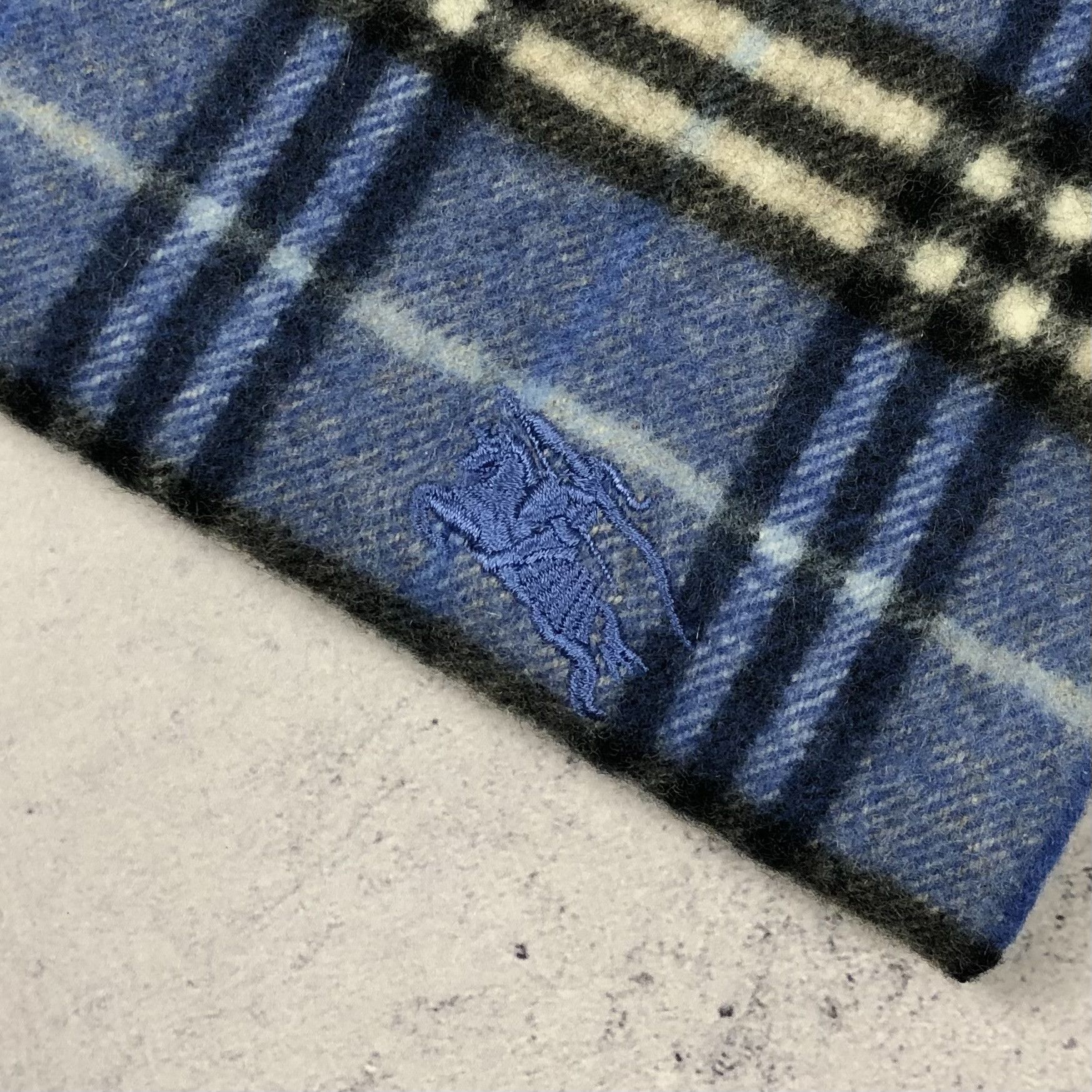 Burberry Vintage Burberry London Scarf Blue Nova Check Size ONE SIZE - 4 Thumbnail