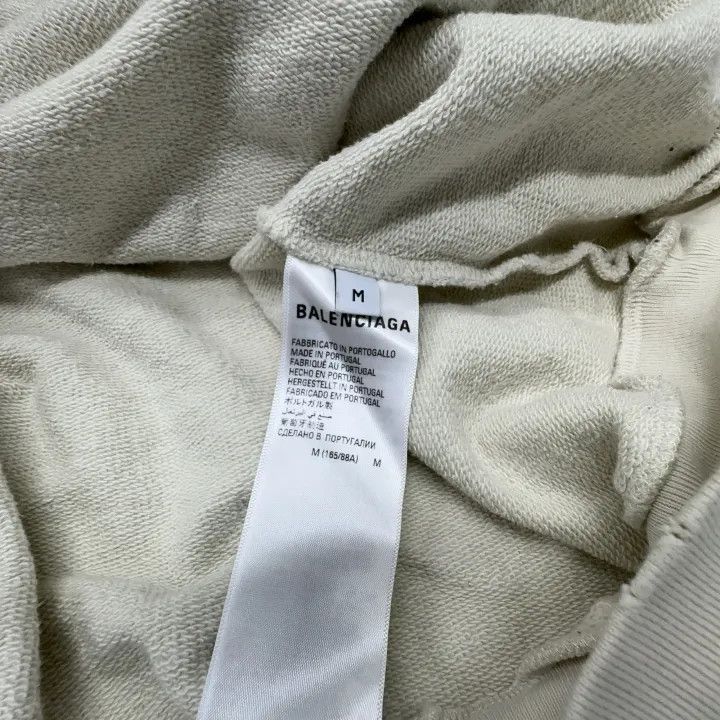 Balenciaga Balenciaga Balenciaga Be Different Hoodie for Men and Wome Size US M / EU 48-50 / 2 - 4 Thumbnail