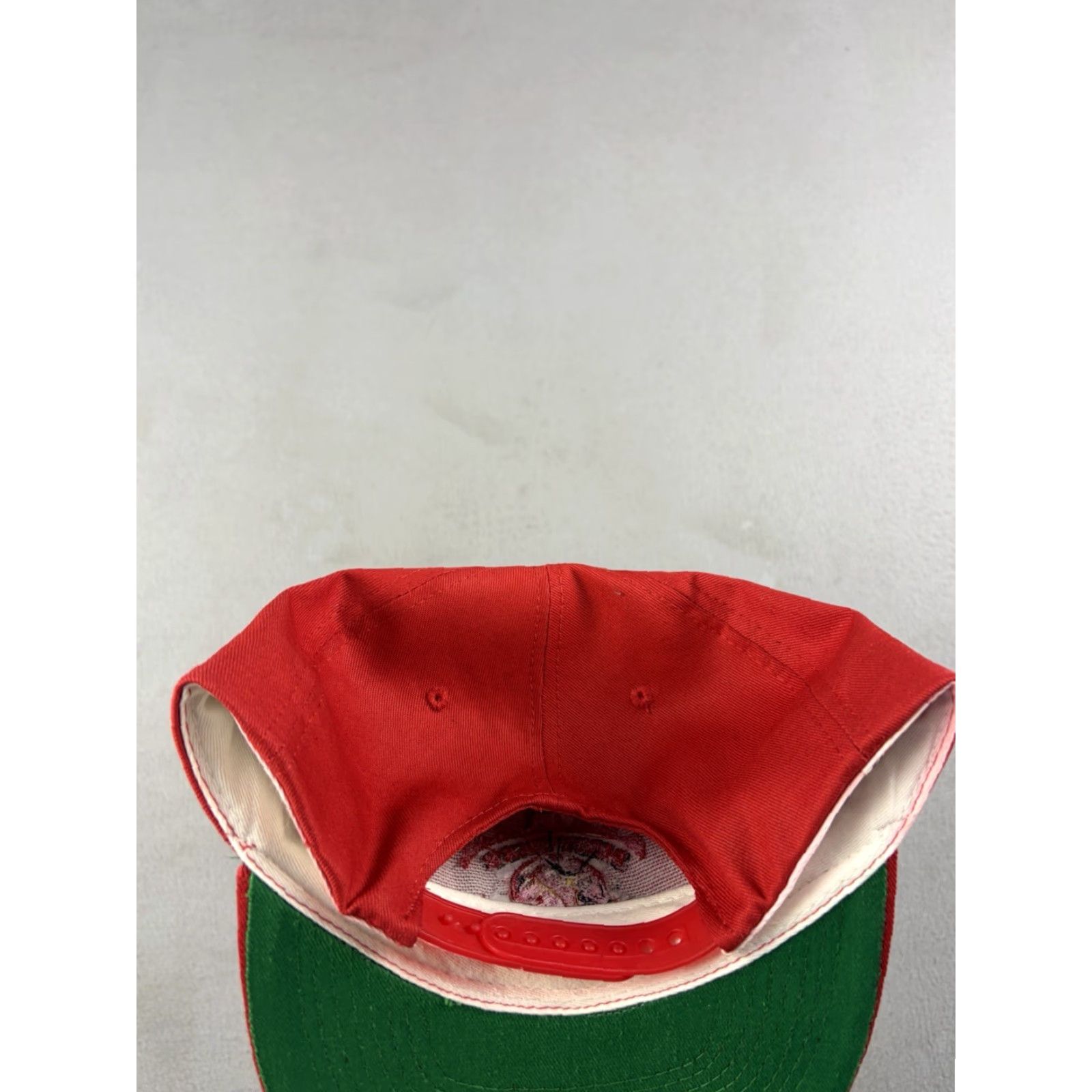 Vintage VINTAGE Dirty Dicks Hot Pepper Sauce Hat SnapBack Cap Red Embroidered 90s Red One Size Men Cotton Canvas Casual Snapback 90s Hat Mens Size ONE SIZE - 4 Thumbnail