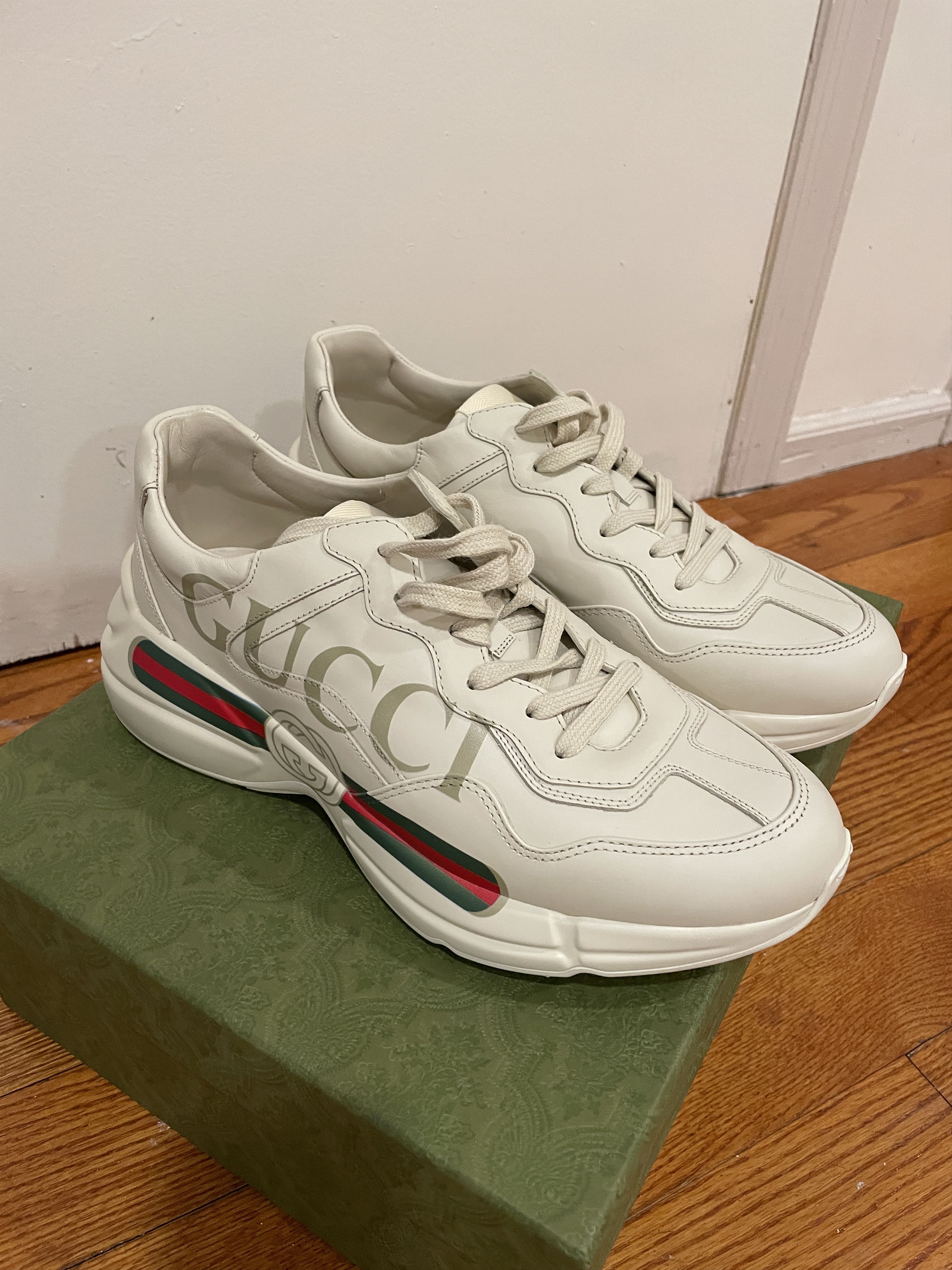 Gucci Men's Rhyton Gucci Logo Leather Sneaker Size US 9.5 / EU 42-43 - 2 Thumbnail