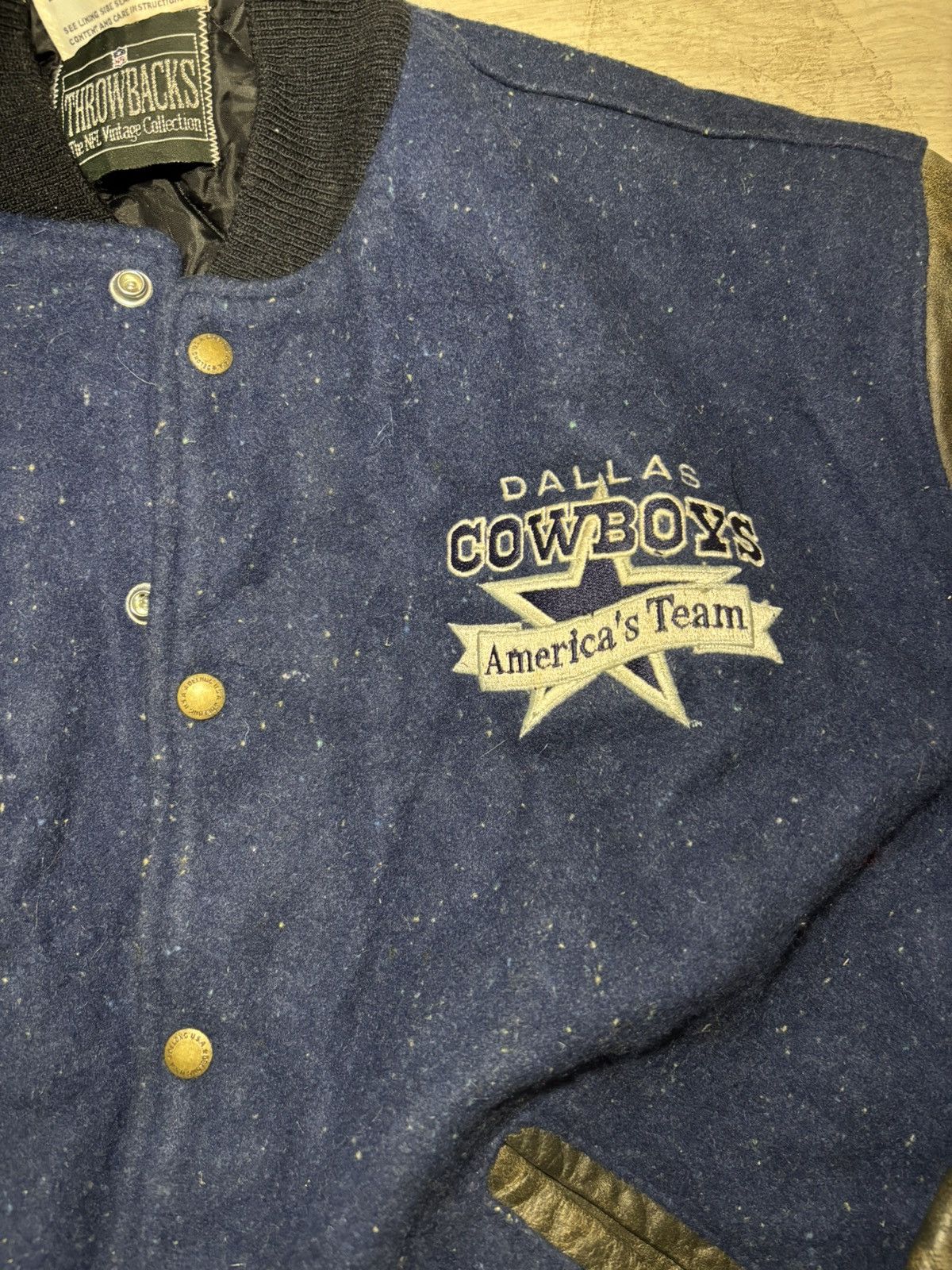 Delong Vintage Dallas Cowboys Jacket – NFL | Size L y2k Size US L / EU 52-54 / 3 - 7 Thumbnail