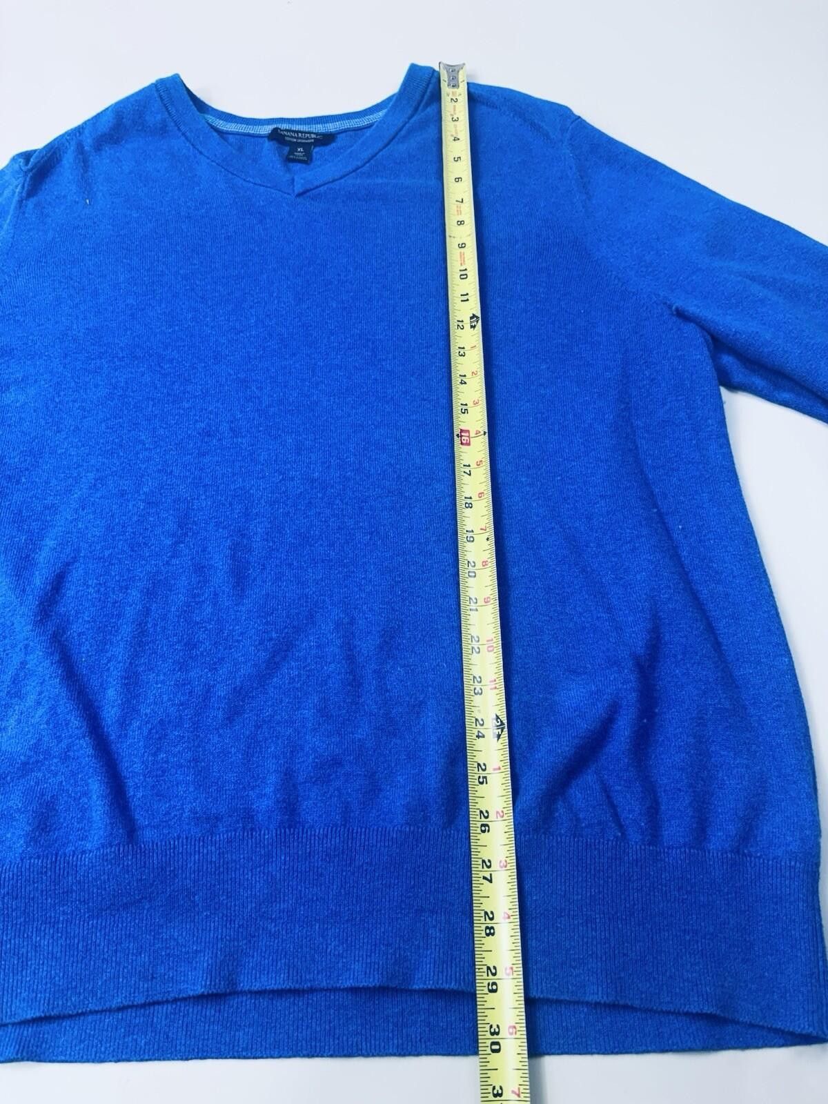 Banana Republic Banana Republic Luxury Blend V-neck Sweater XL Royal Blue Size US XL / EU 56 / 4 - 4 Thumbnail