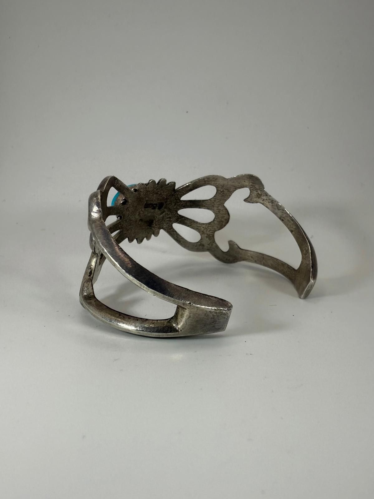 Designer 60's Turquoise Center Stone Navajo Bracelet Size ONE SIZE - 4 Thumbnail