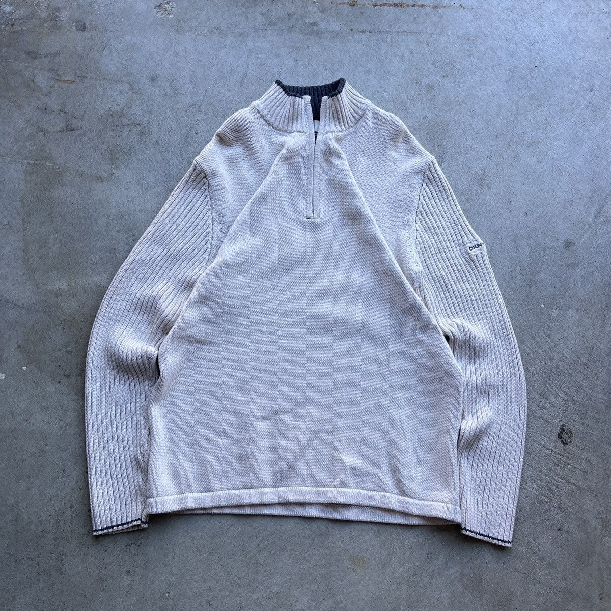DKNY Vintage Y2K DKNY Ribbed Beige Quarter-Zip Size US L / EU 52-54 / 3 - 1 Thumbnail