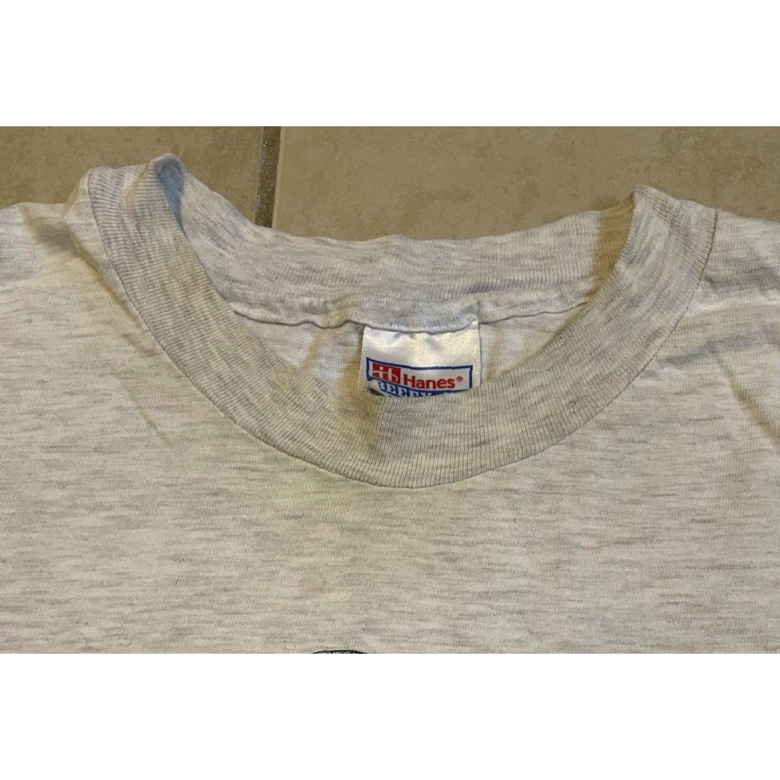 Vintage VINTAGE Maui Whale Watch 90s Shirt - Faded Gray Short Sleeve T-Shirt Men S Vintage Surf Art Grunge All Over Print Hawaii Beach Ocean Animals USA Size US S / EU 44-46 / 1 - 6 Thumbnail