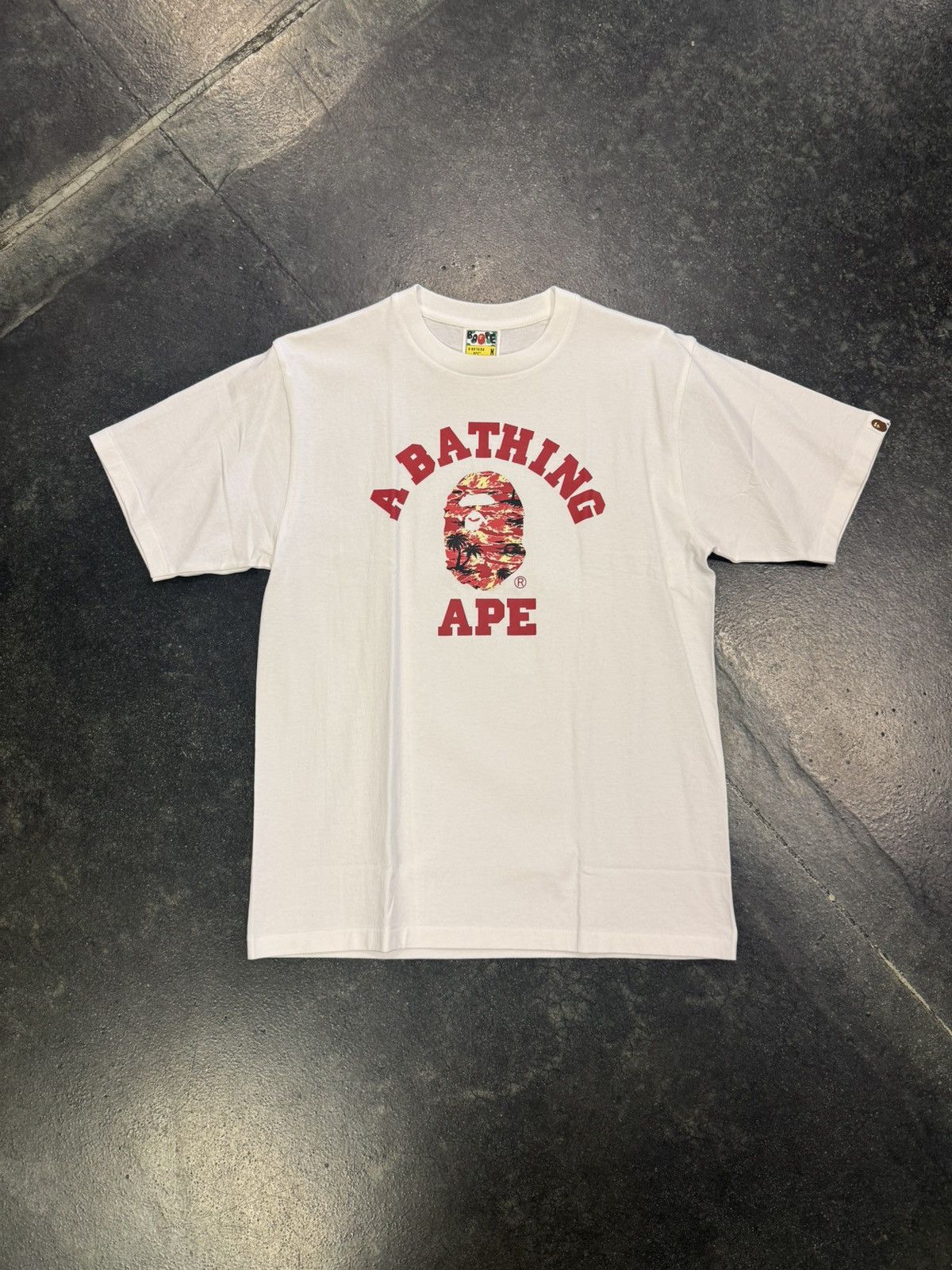 Bape Bape Palm Tree Camo Tee Size US M / EU 48-50 / 2 - 1 Thumbnail