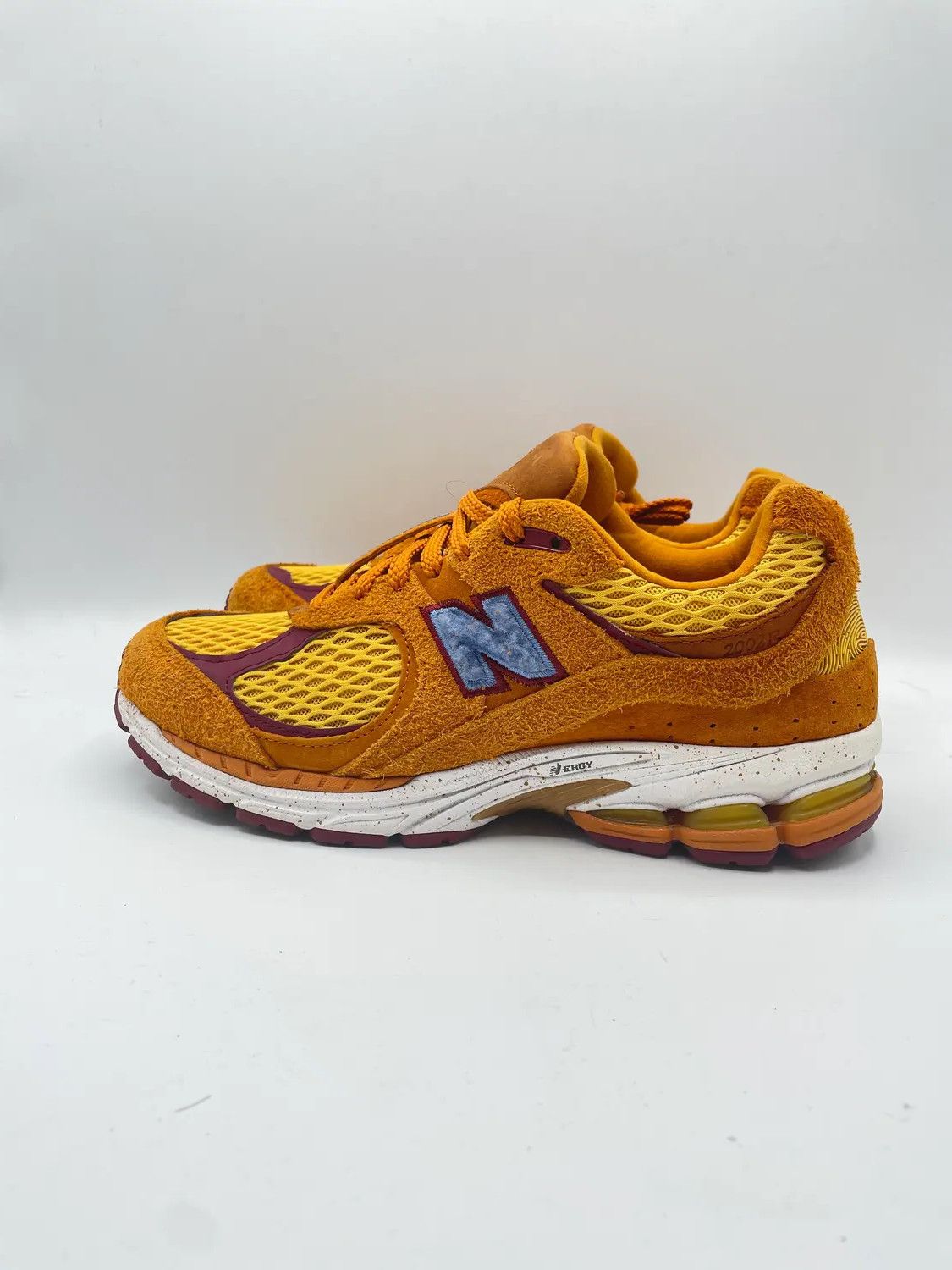 New Balance × Salehe Bembury Salehe Bembury 2002R Peace Be The Journey Size US 8.5 / EU 41-42 - 3 Thumbnail