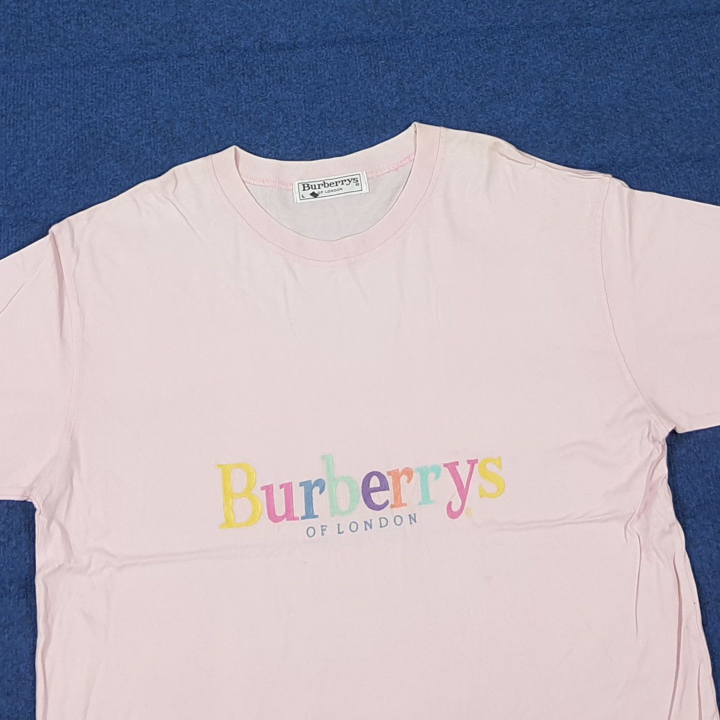 Burberry Vintage Burberry of London Spell Out Tshirt C285N63 Size US M / EU 48-50 / 2 - 2 Thumbnail
