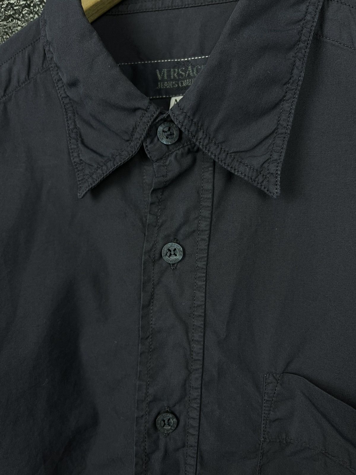 Versace Jeans Couture Vintage Versace Jeans Couture Button Up Shirt Men’s Size M Size US M / EU 48-50 / 2 - 8 Thumbnail