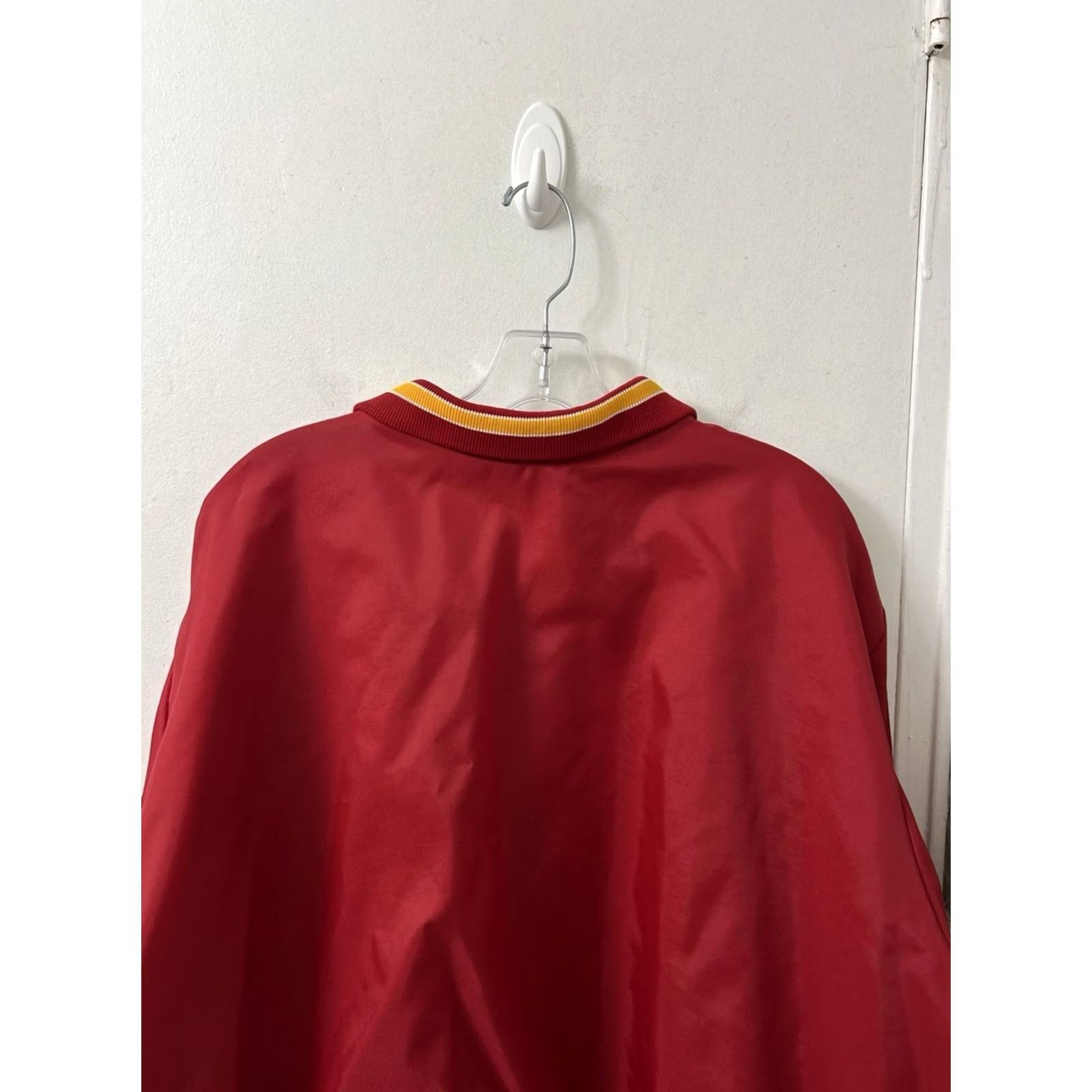 Vintage VINTAGE Rennoc Windbreaker Jacket Mens 2XL Red Nylon Fleece Lined Zip Pockets Embroidered Logo 80s 90s College Dog USA Made Size US XXL / EU 58 / 5 - 7 Thumbnail