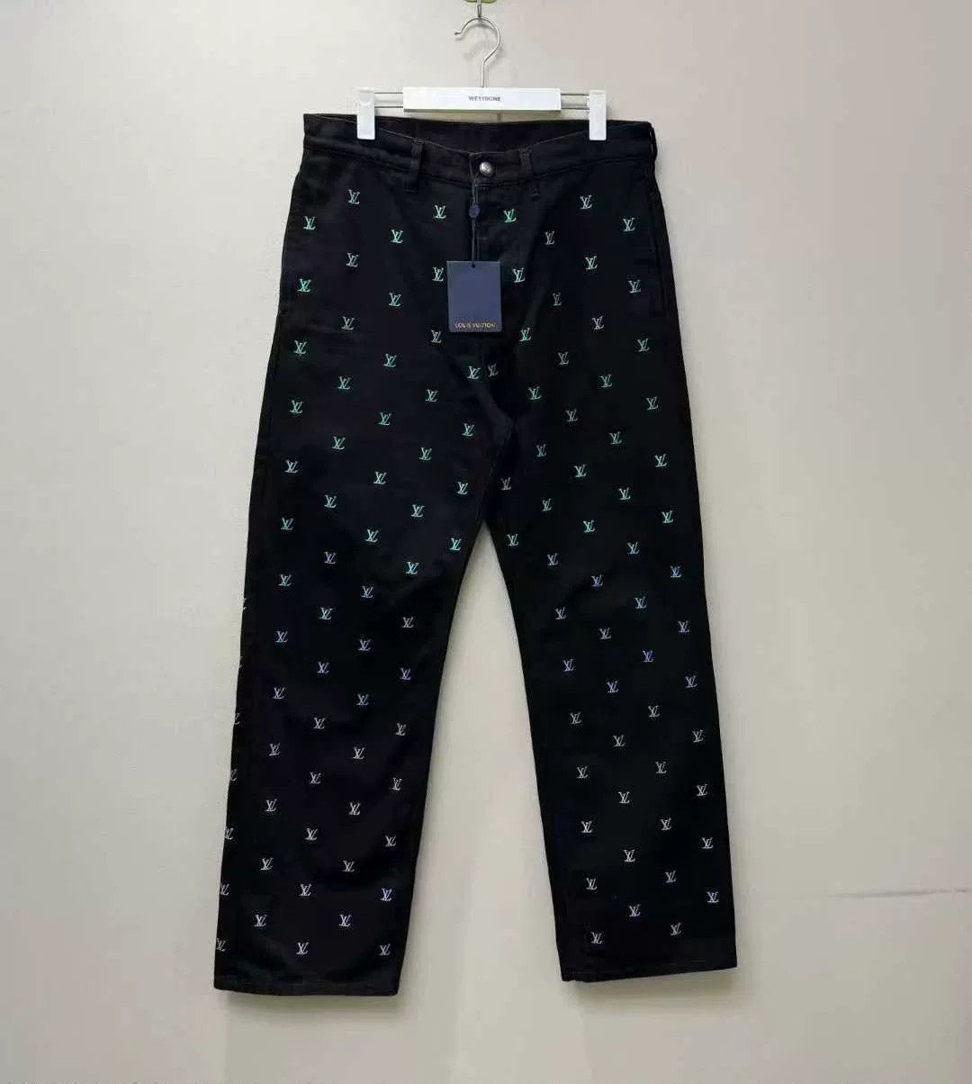Louis Vuitton louis vuitton embroidered logo denim pants Size US 32 / EU 48 - 1 Thumbnail