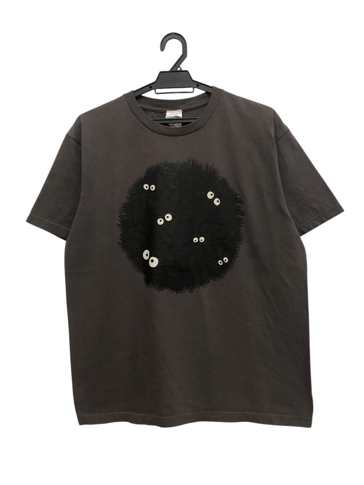 Anime VINTAGE STUDIO GHIBLI MY NEIGHBOR TOTORO SUSUWATARI ANIME Size US L / EU 52-54 / 3 - 1 Thumbnail