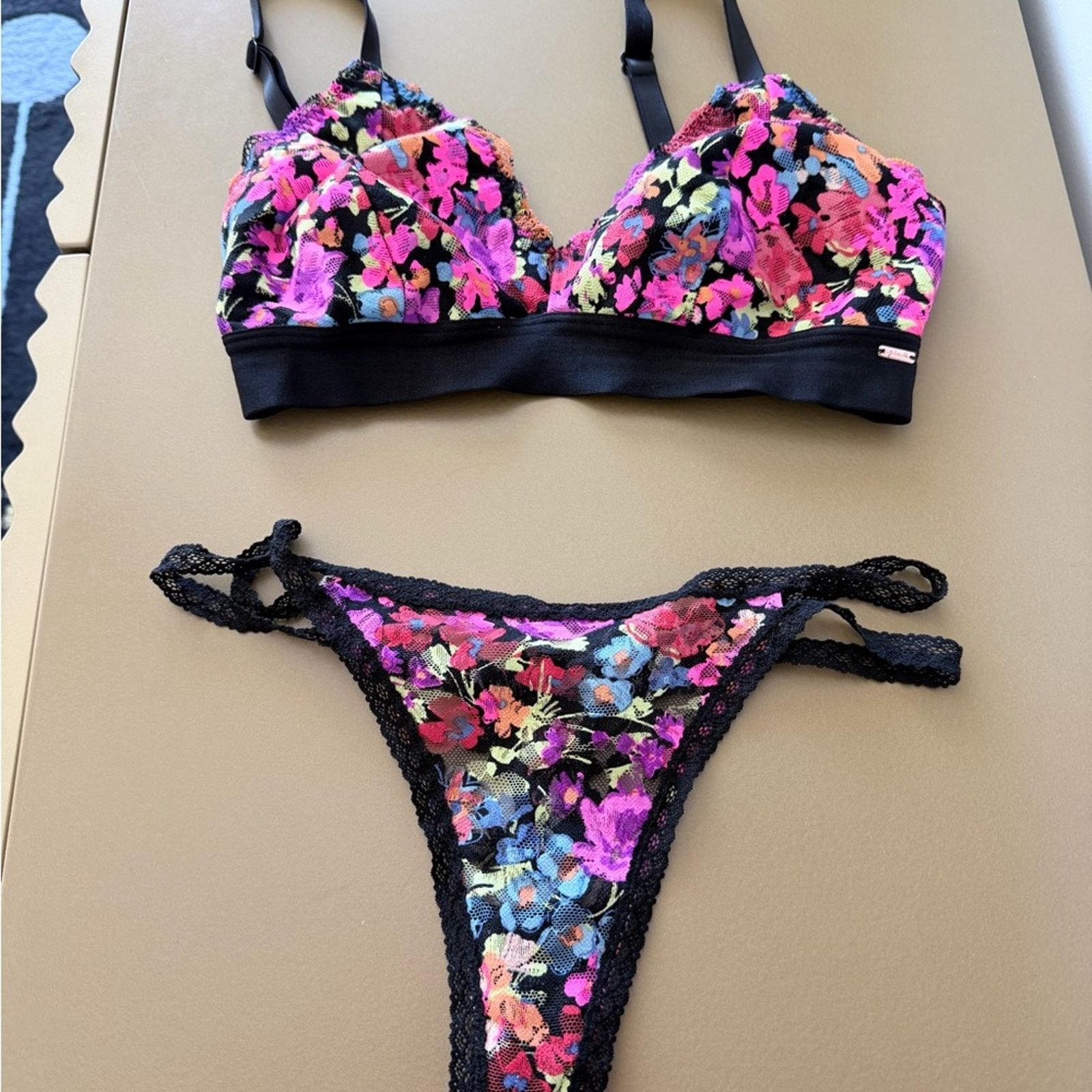 Victoria's Secret Floral Padded Bralette and Panties Matching set size S Size ONE SIZE - 7 Thumbnail